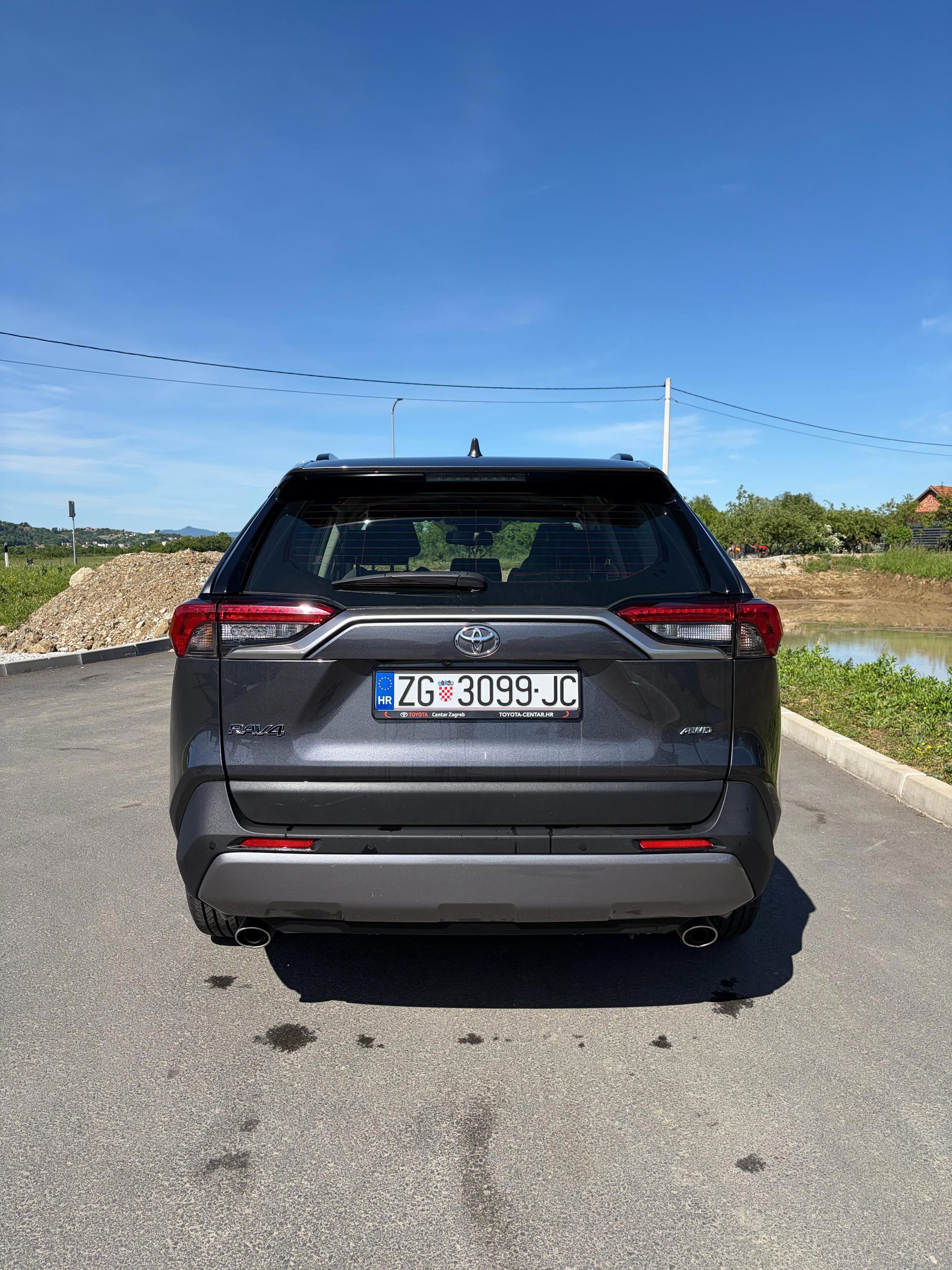 Toyota RAV4 2.0 automatik AWD, fotografija 2