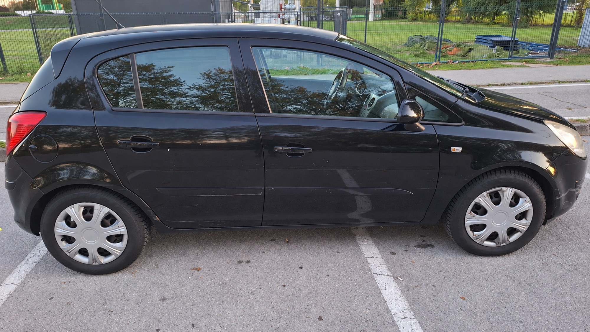 Opel Corsa 1.4 benzin, 66 kW, 2007/12, 168000 km, reg. 2026/12, fotografija 2
