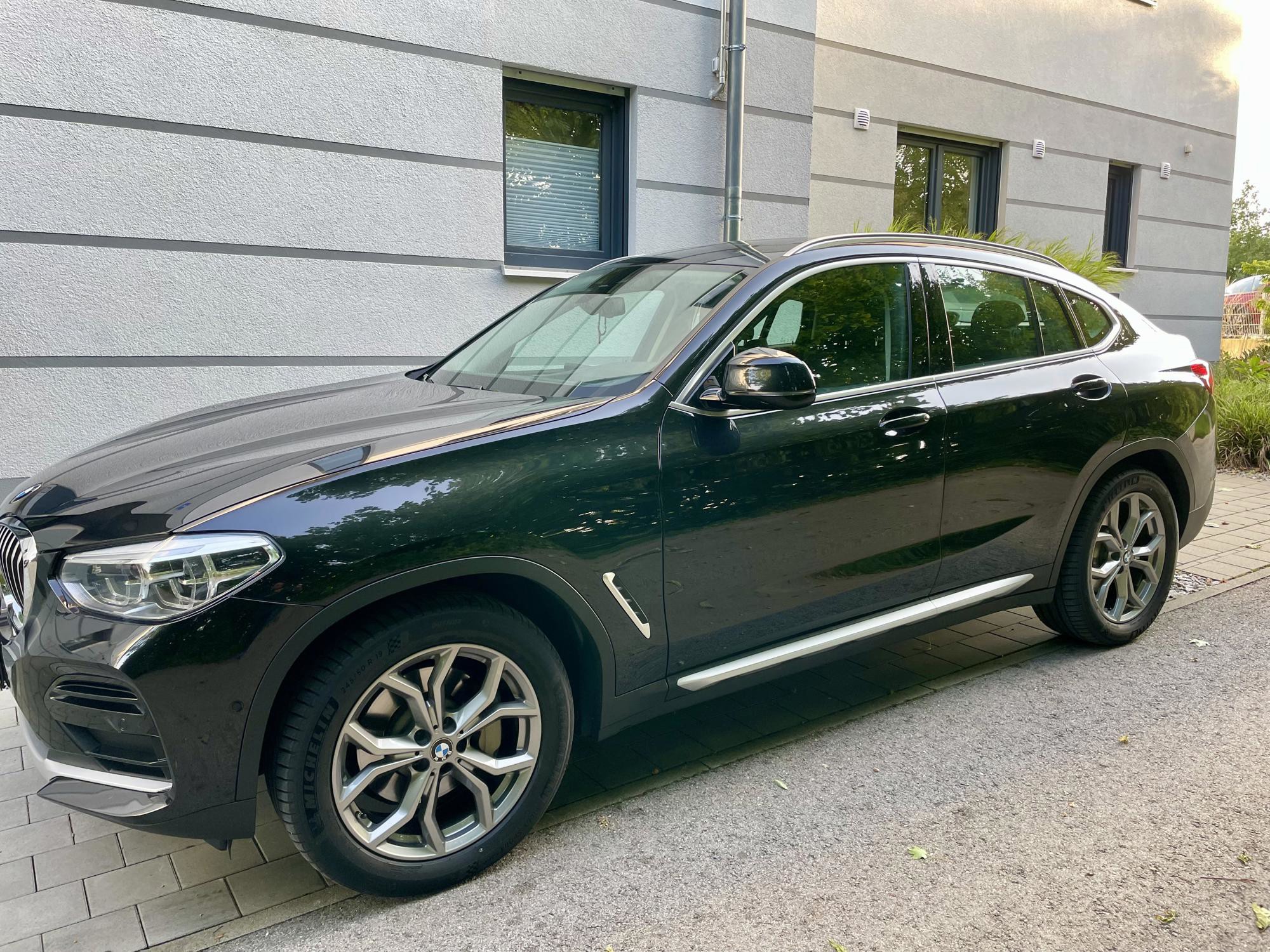 BMW X4 xDrive30d X-Line G02, HUD, LED, Pano, 19“, Live Cockpit, pogled izvana - slika 2