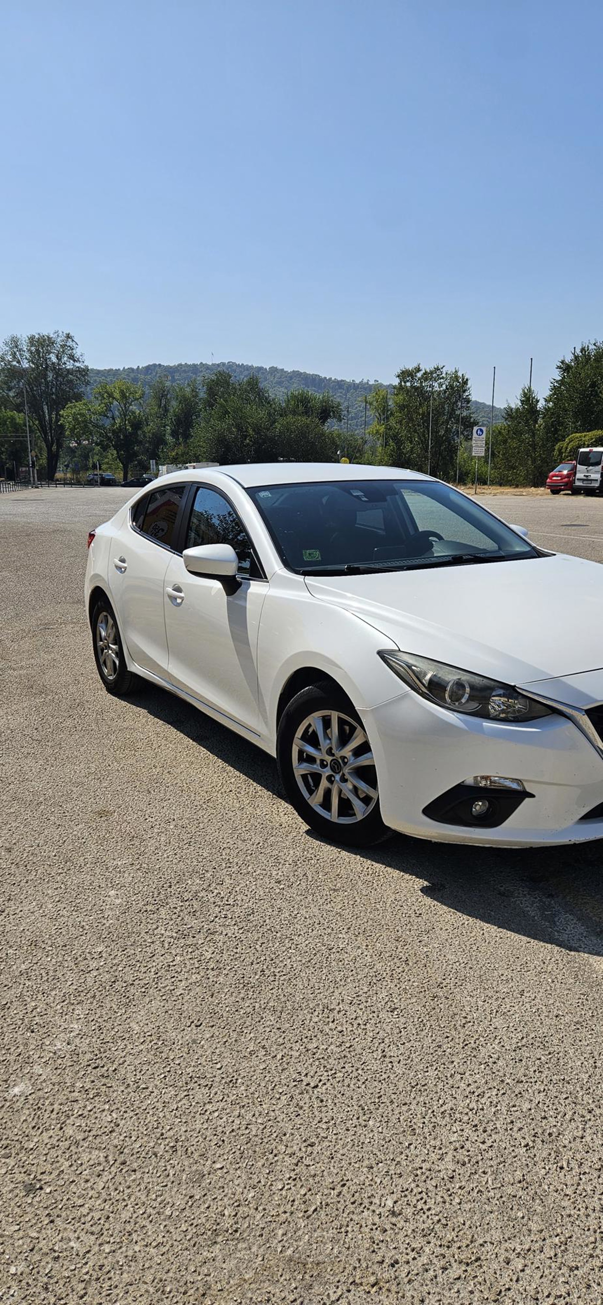 Mazda 3, G120 Challenge, 2014. god, 2.0 benzin, reg. do 07/27, prvi vlasnik, fotografija 2