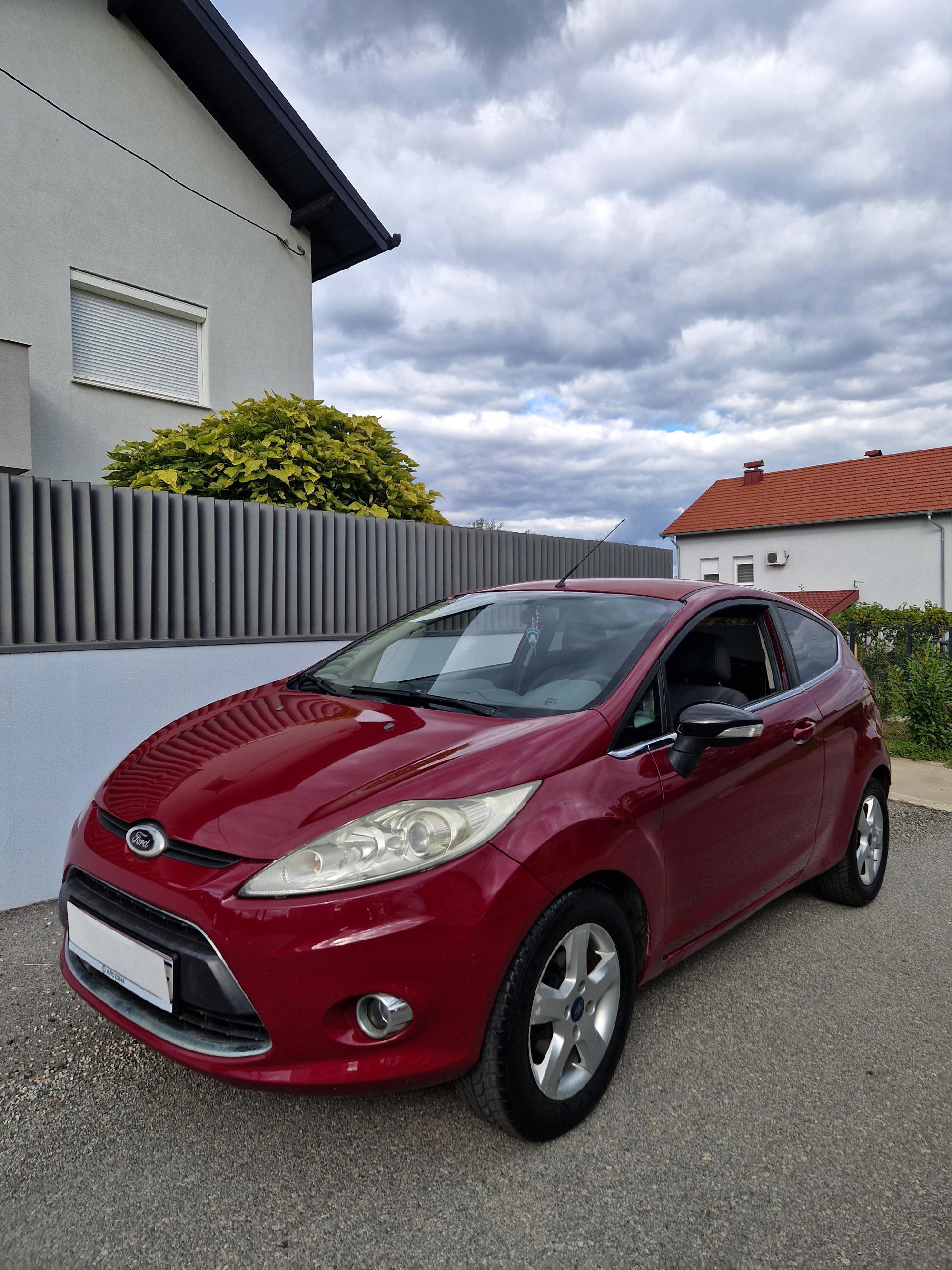 Ford Fiesta 1.4 - REDIZAJN - TITANIUM - NIJE UVOZ - REG 4/27 - POVOLJNO !!!, fotografija 4
