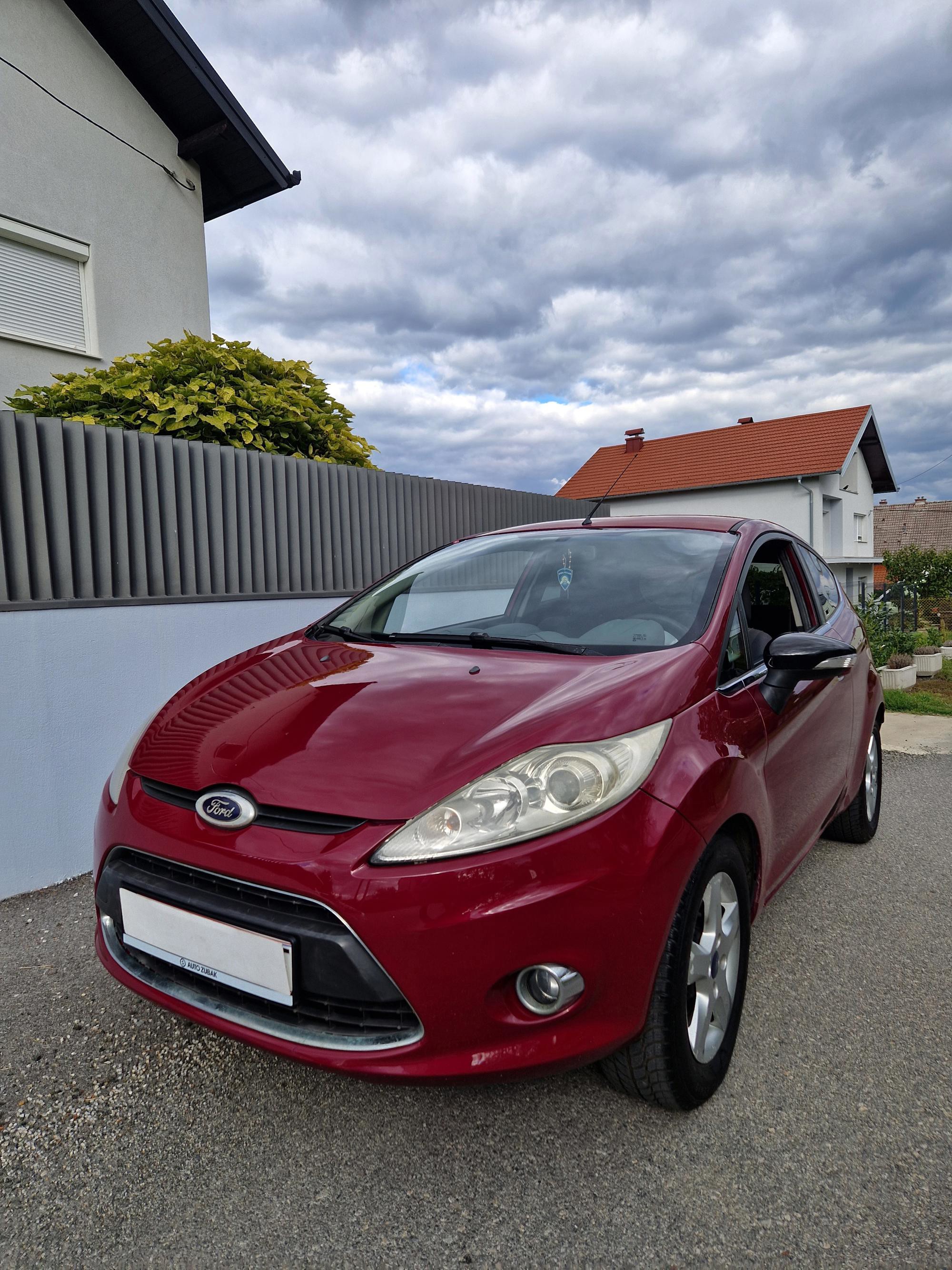 Ford Fiesta 1.4 - REDIZAJN - TITANIUM - NIJE UVOZ - REG 4/27 - POVOLJNO !!!, fotografija 3