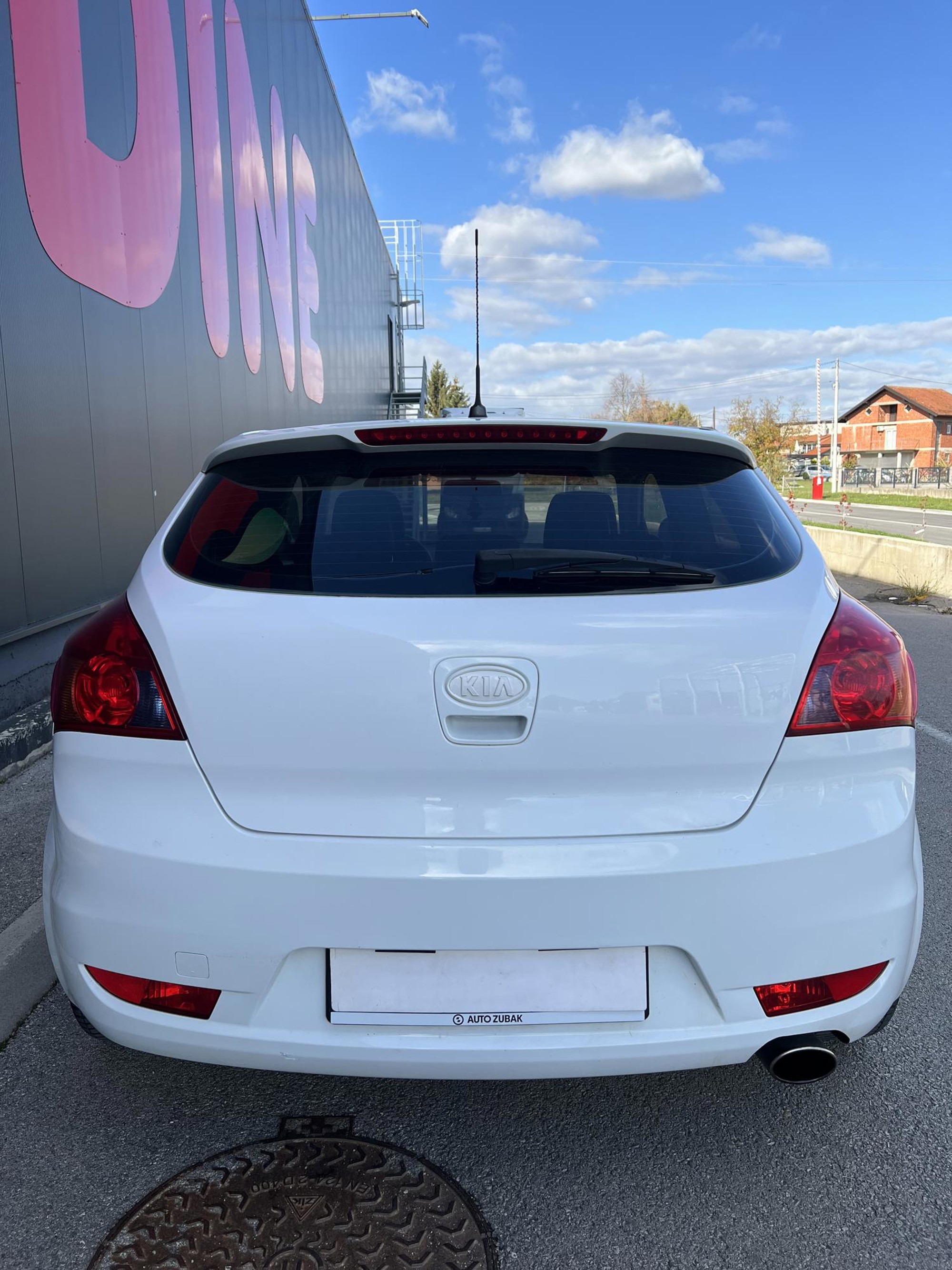 Kia Ceee’d 1.6 SPORT - REG 4/27 - 147.000 KM ORG - ATRAKTIVAN - POVOLJNO!, fotografija 9
