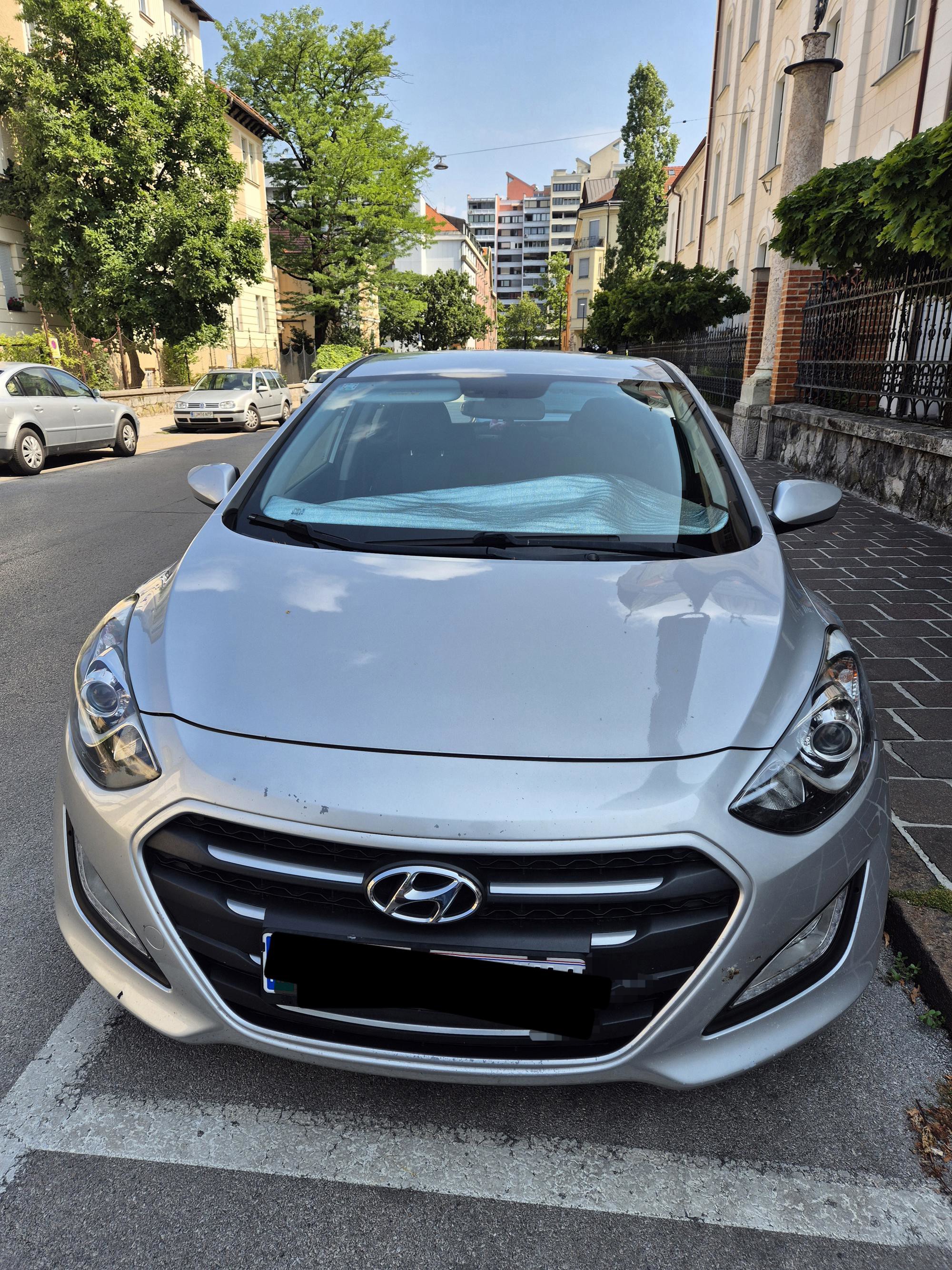 Hyundai i30, fotografija 1