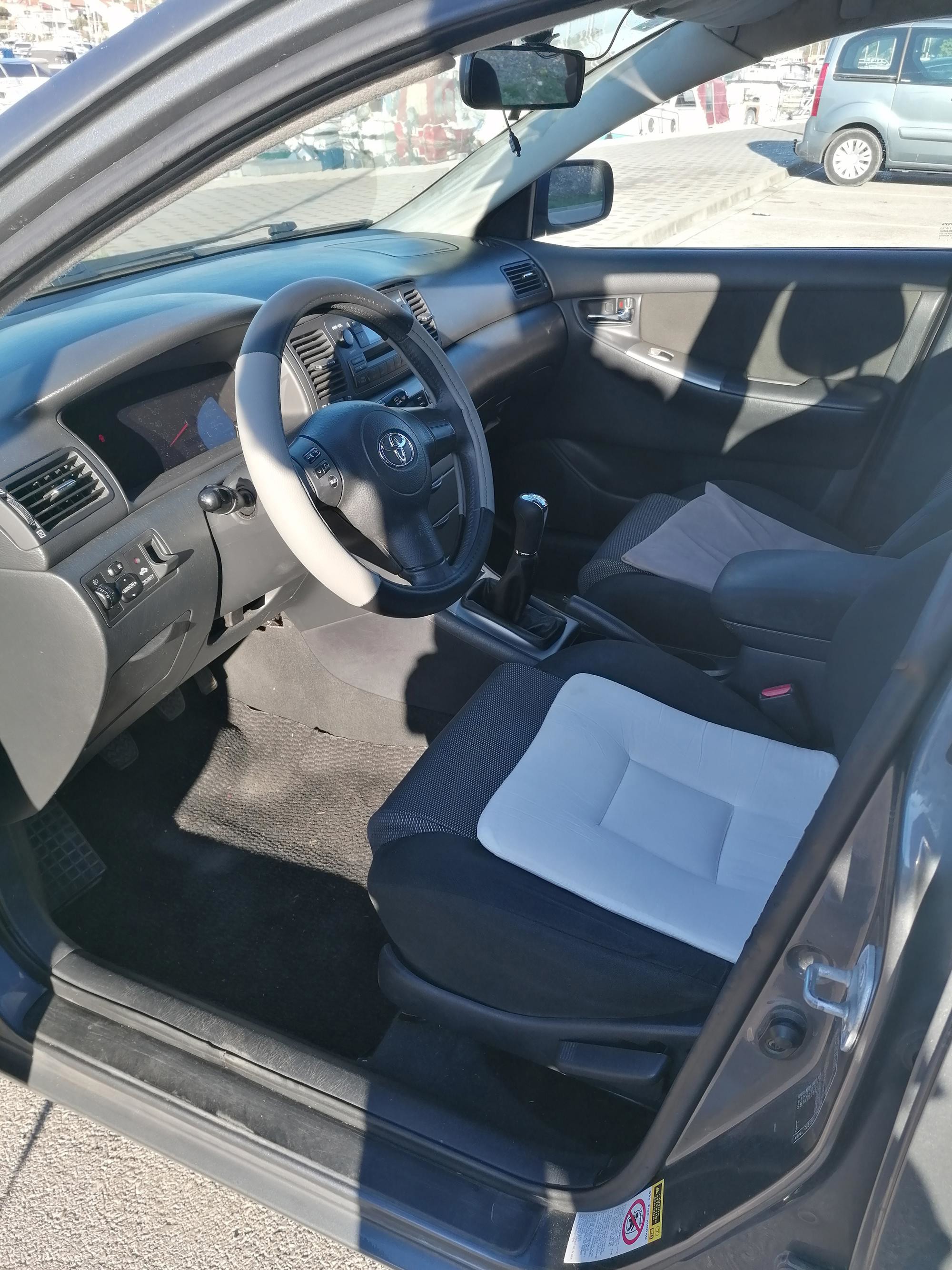 Toyota Corolla 2.0d reg. do 11/26, fotografija 6