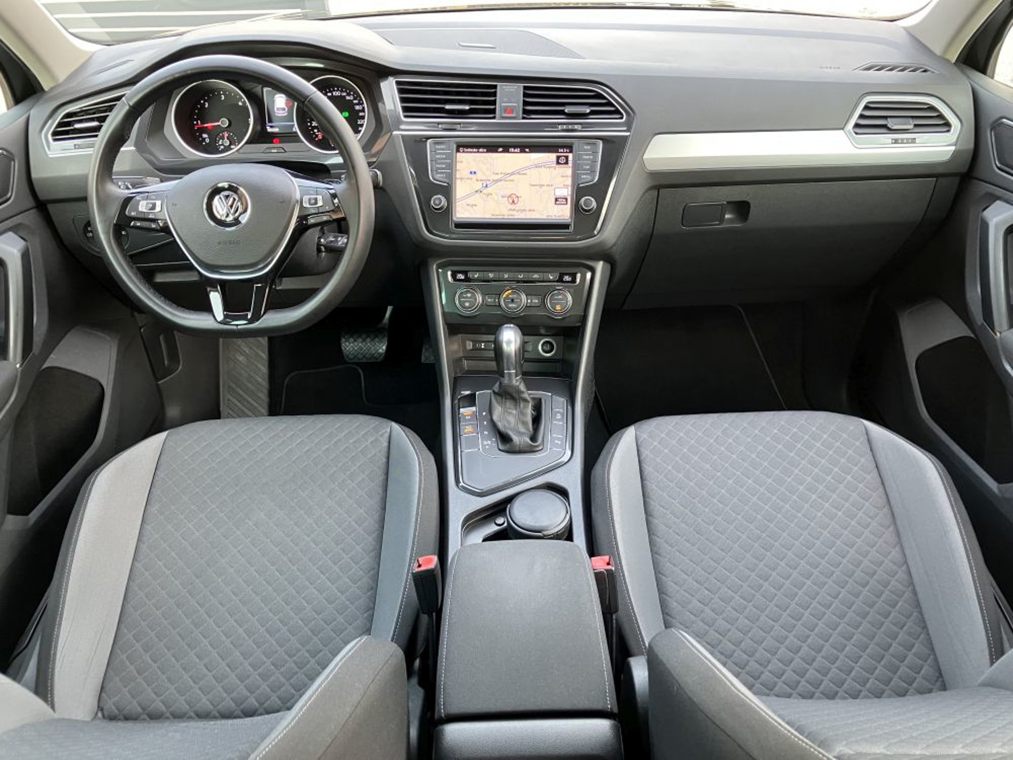 !!! AKCIJSKA CIJENA -16.888€ - DO 10.11.2026.!!! - VW TIGUAN 2.0TDI 150KS DSG, LED, ACC,..., fotografija 16