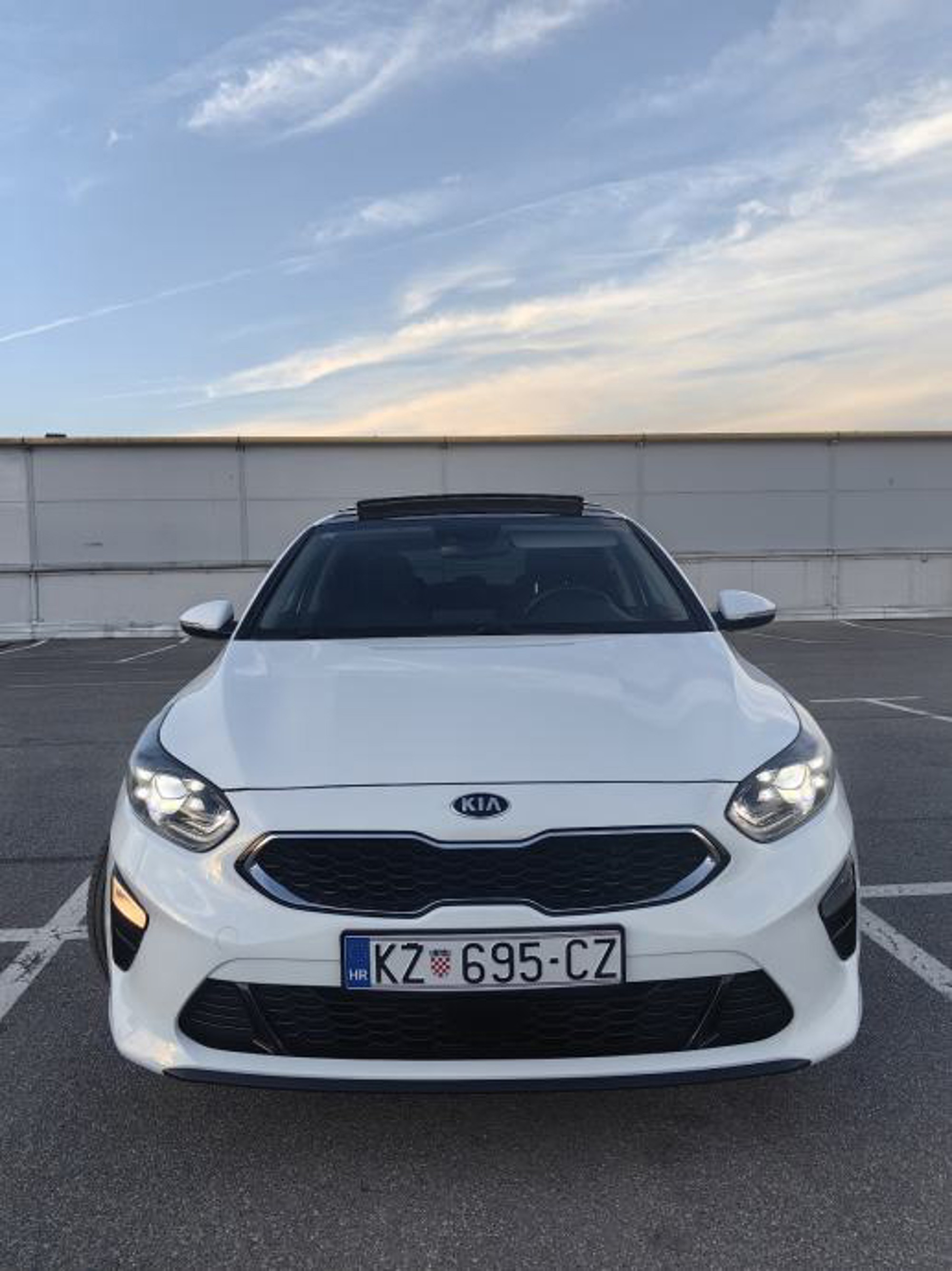 Kia Ceed 1.6 CRDI, fotografija 2
