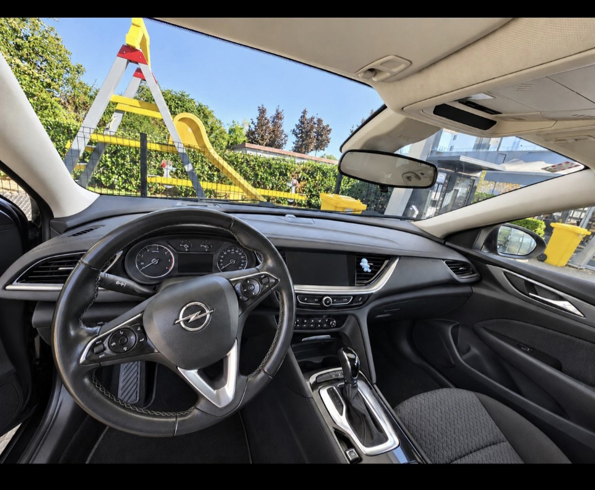 Opel Insigniju Sports Tourer 1.6 CDTI s automatskim mjenjačem, 12/2018, fotografija 4