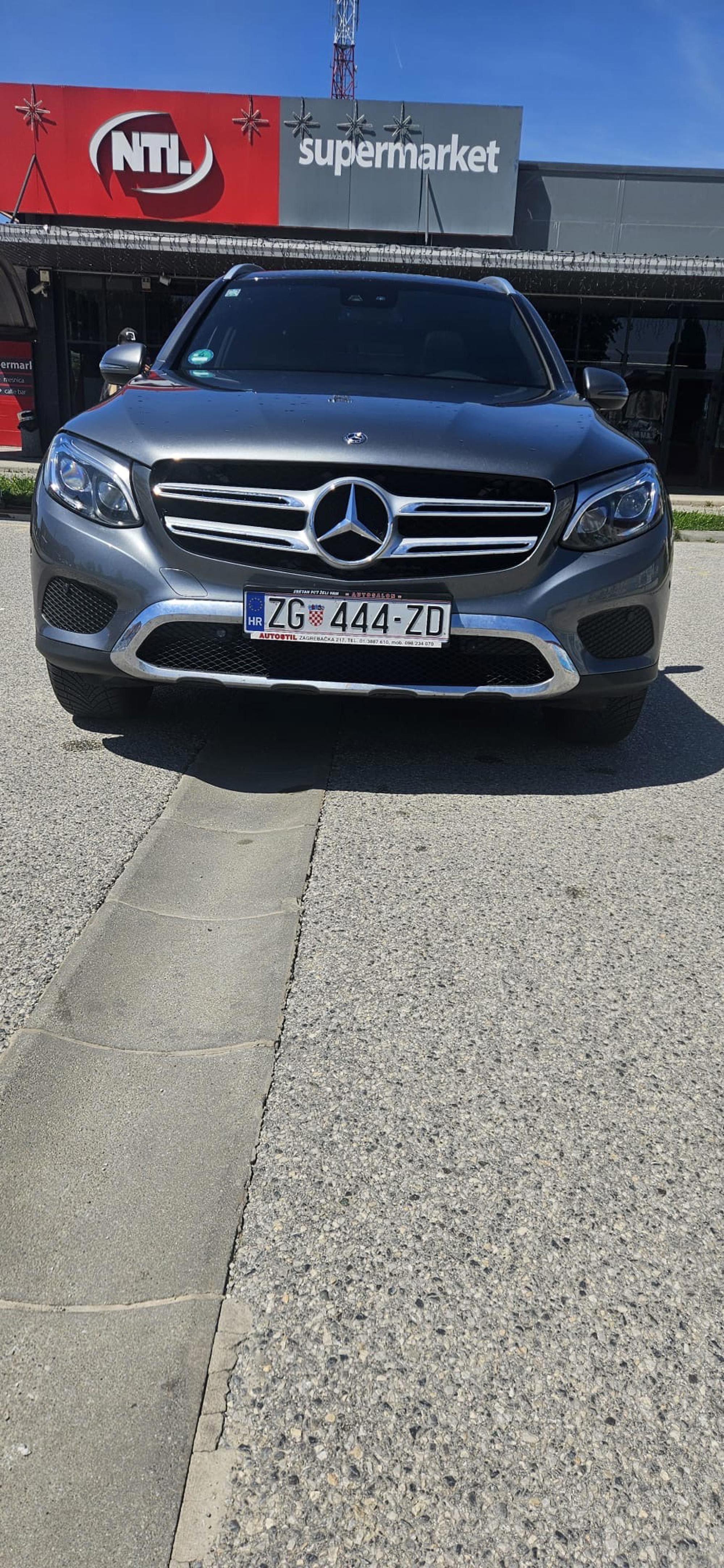 Mercedes GLC 220d AMG LINE EXCLUSIVE, fotografija 2