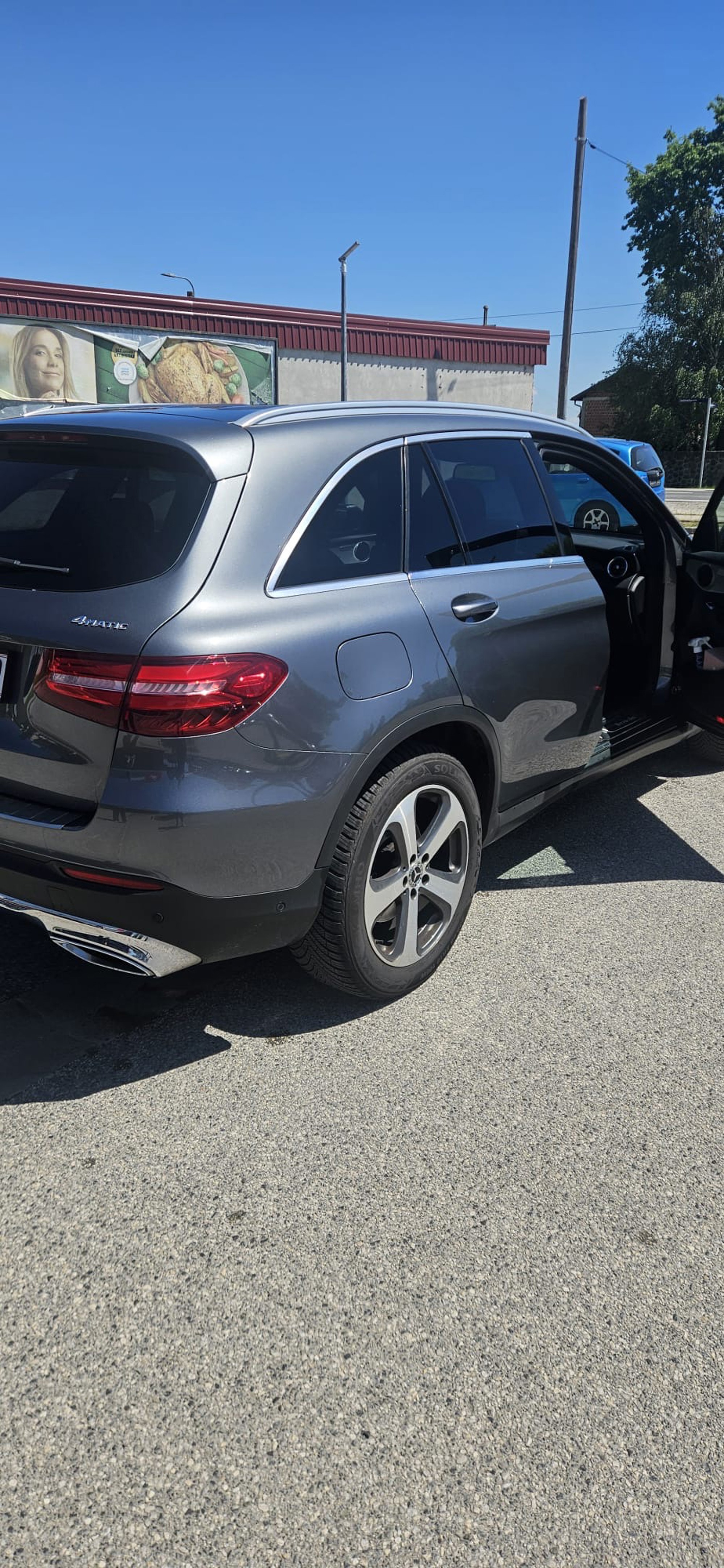 Mercedes GLC 220d AMG LINE EXCLUSIVE, fotografija 3