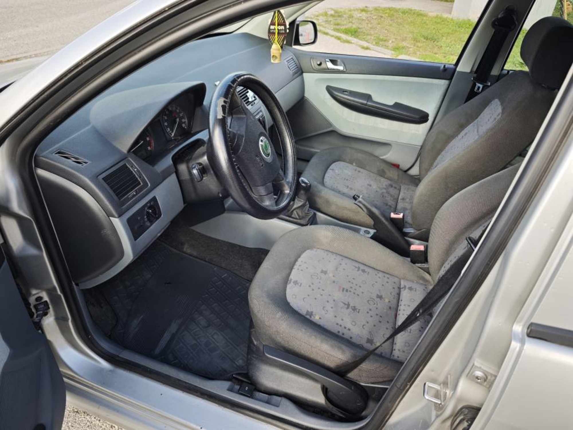Škoda Fabia 1,4, fotografija 16
