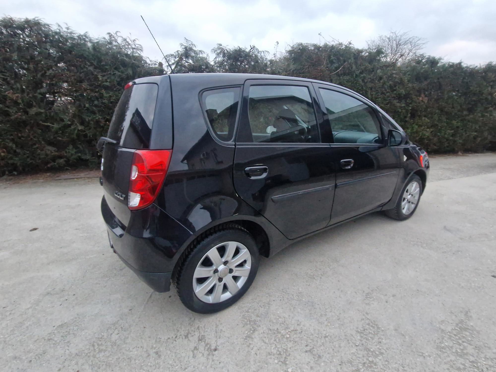 Mitsubishi Colt, 2010. godište, 1.3 Benzin, fotografija 3