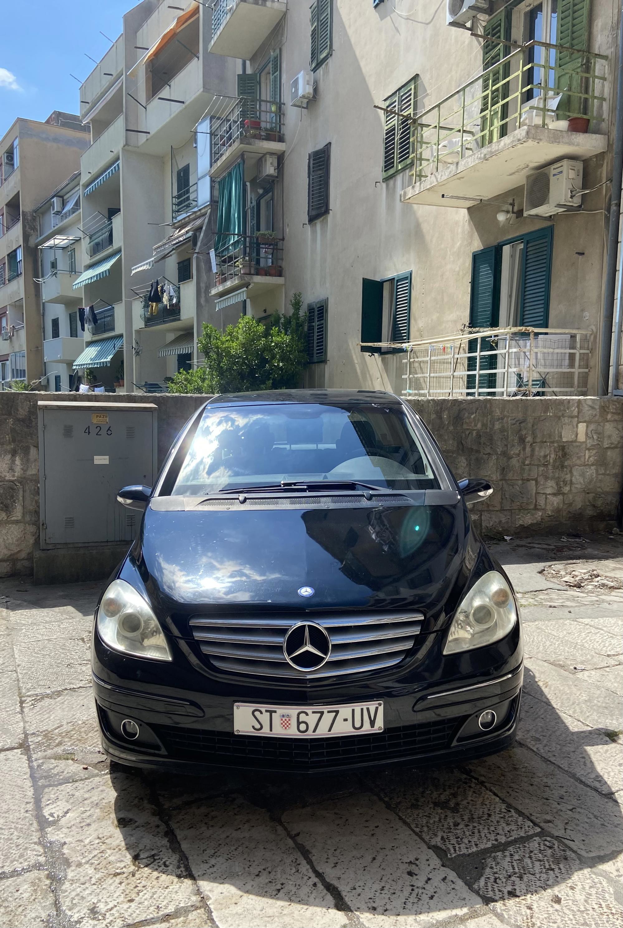 Mercedes-Benz B-Klasa 2006. god, 130.000 km, fotografija 2