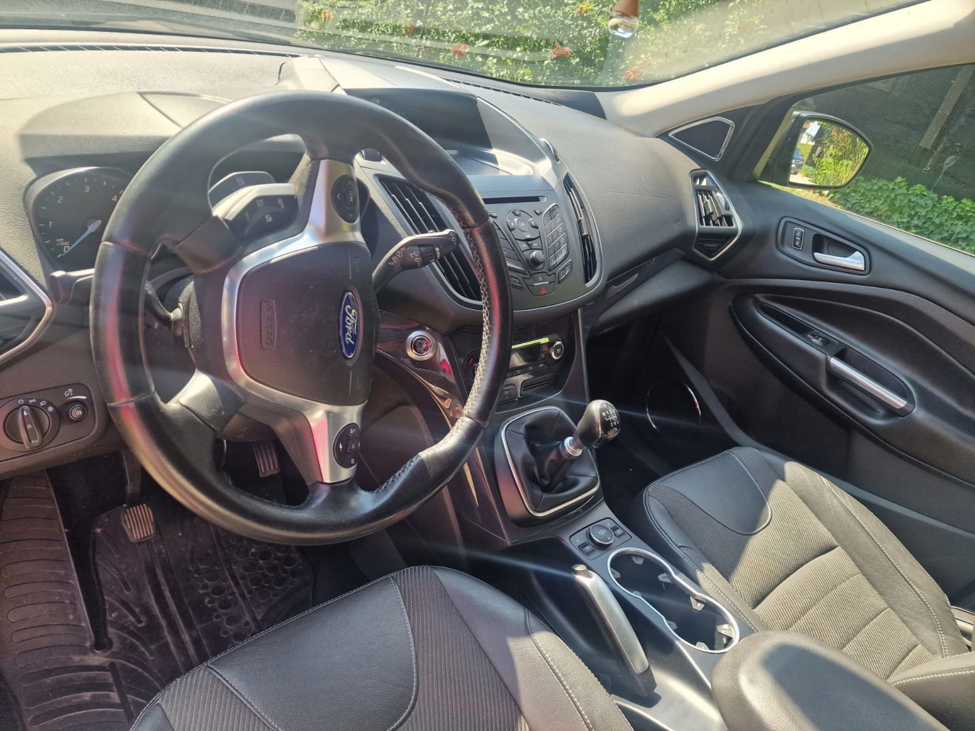Ford kuga, fotografija 4