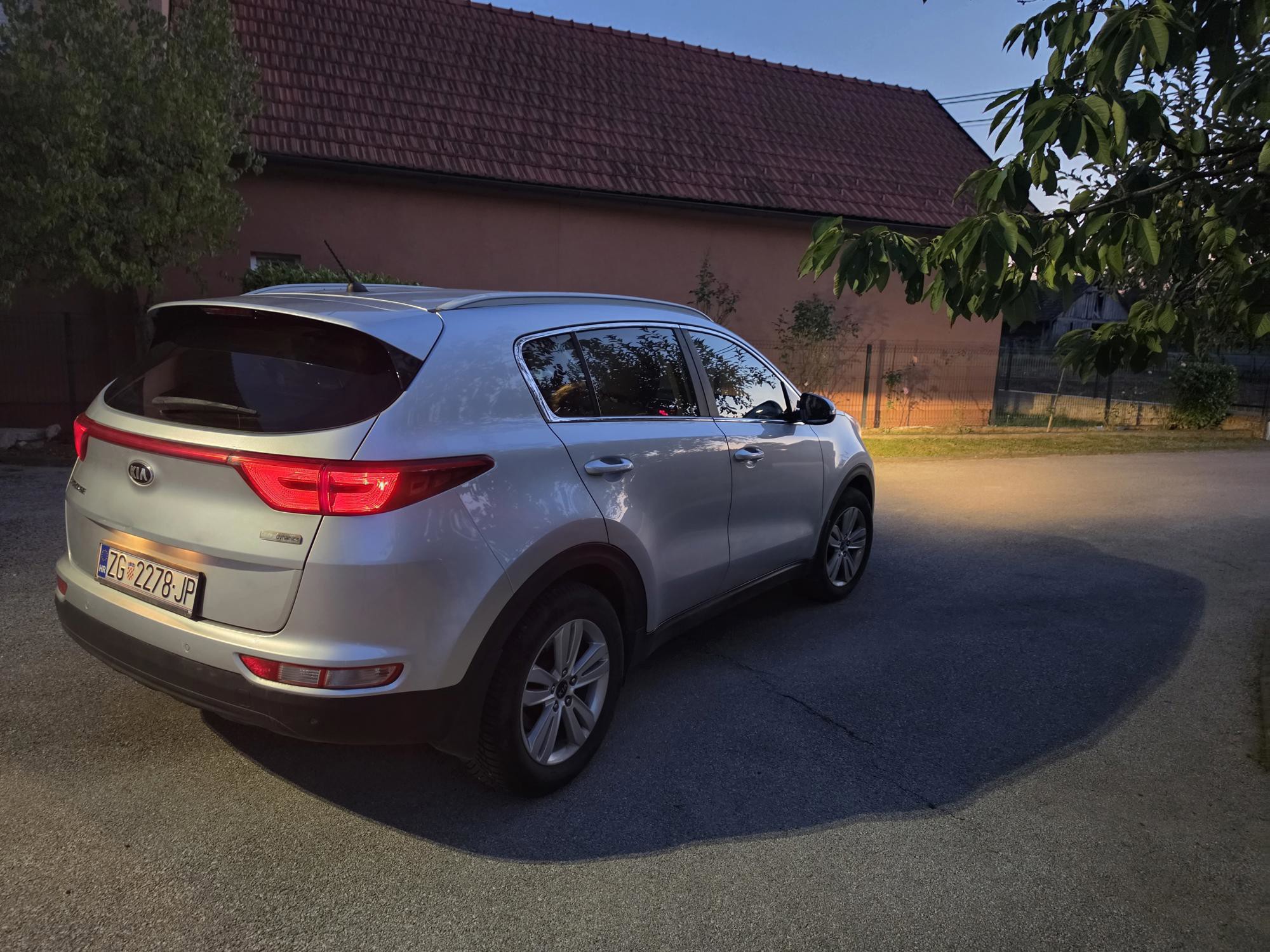 Kia, fotografija 4