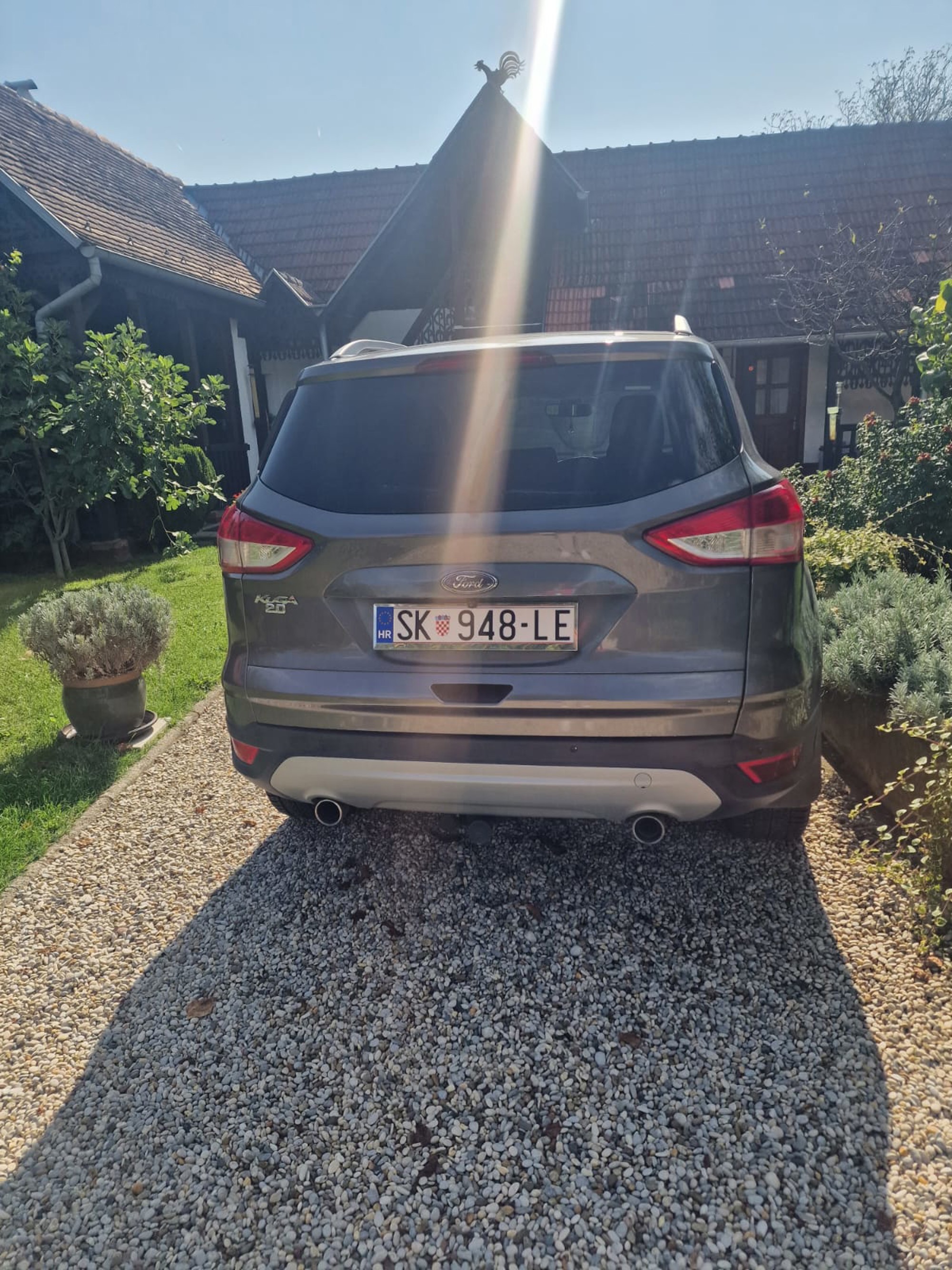 Ford kuga, fotografija 2