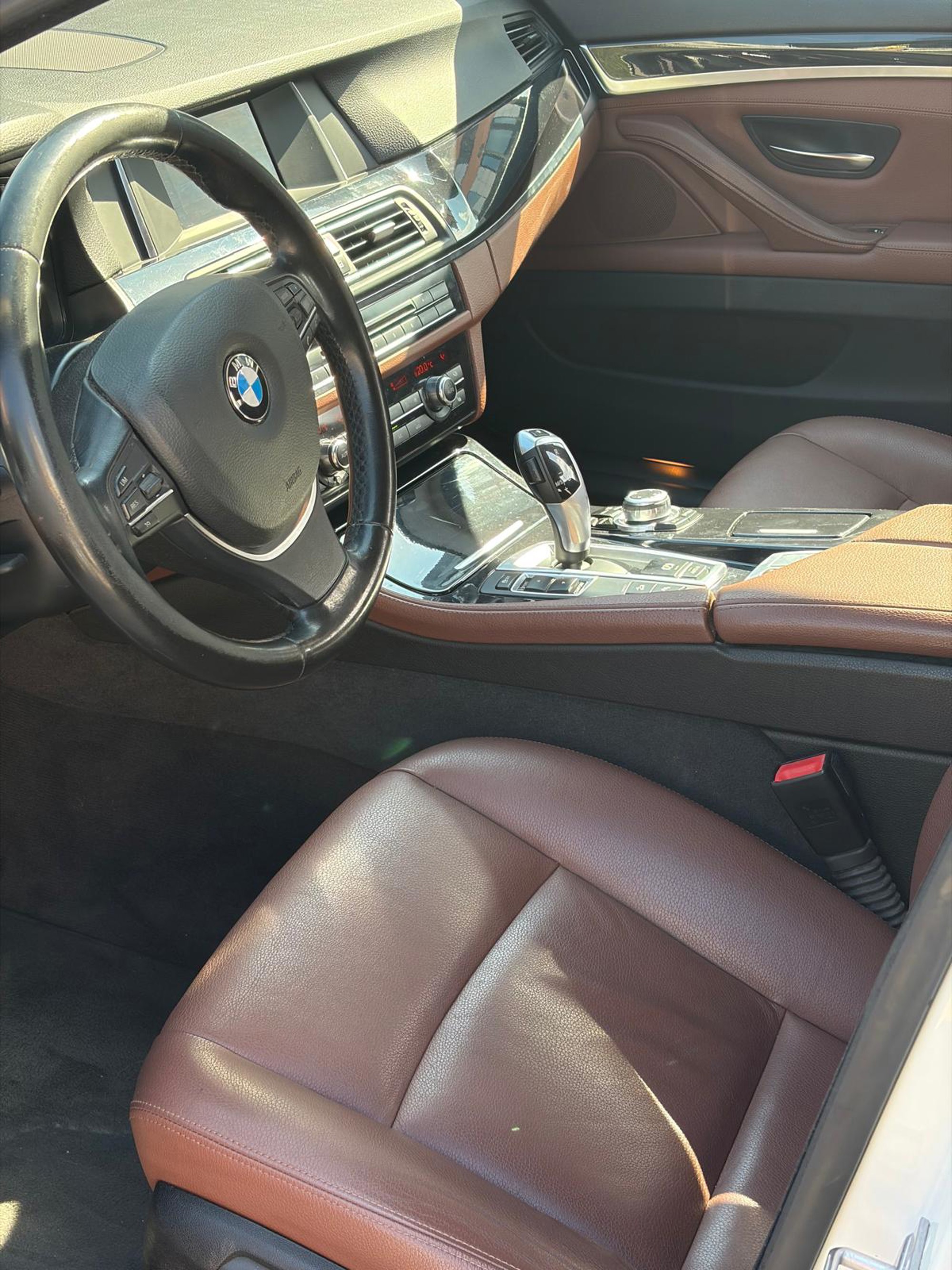BMW 520D Xdrive touring CIJENA NIJE FIKSNA, fotografija 9