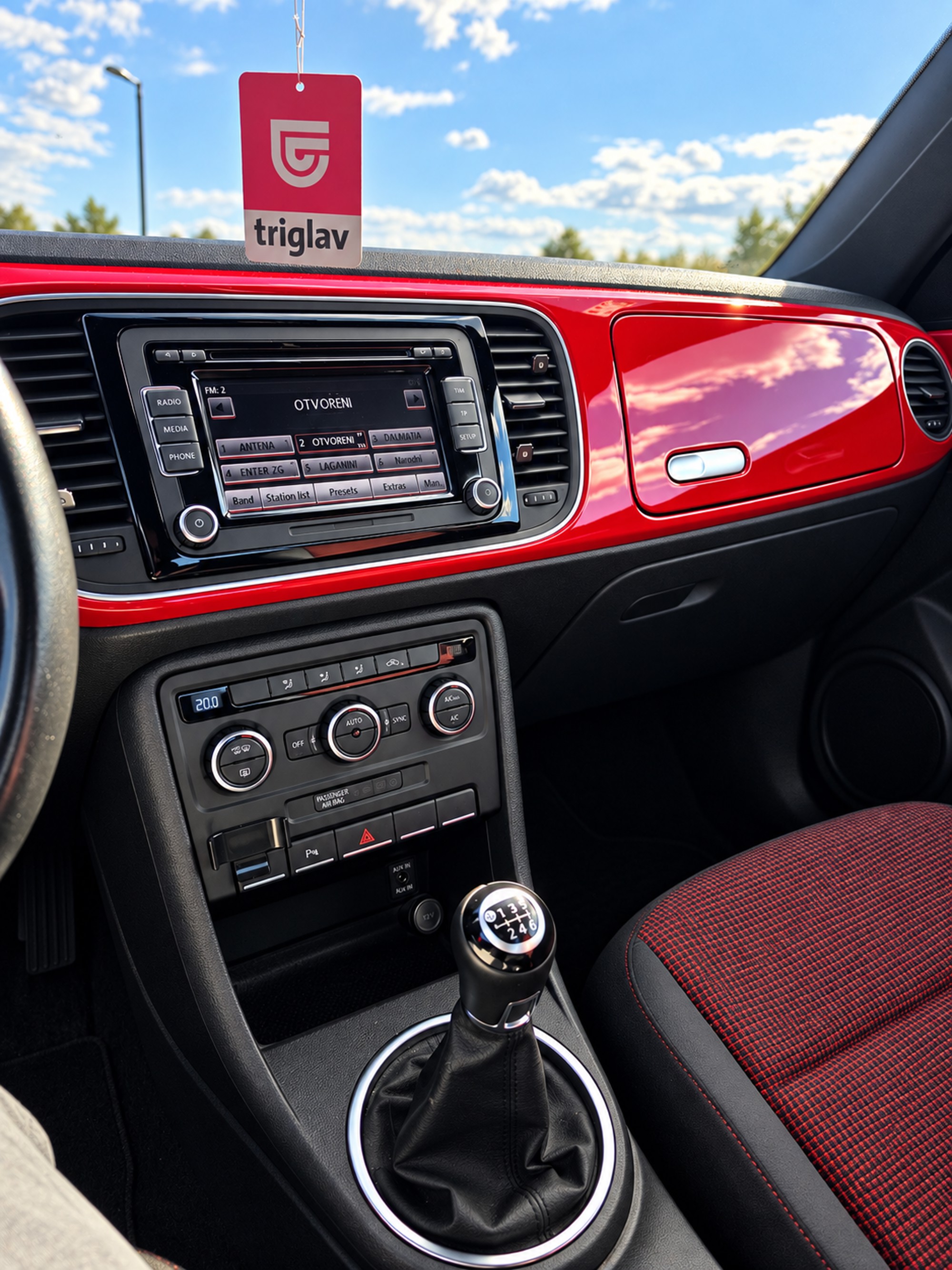 VW Beetle 1,2 TSI, fotografija 7