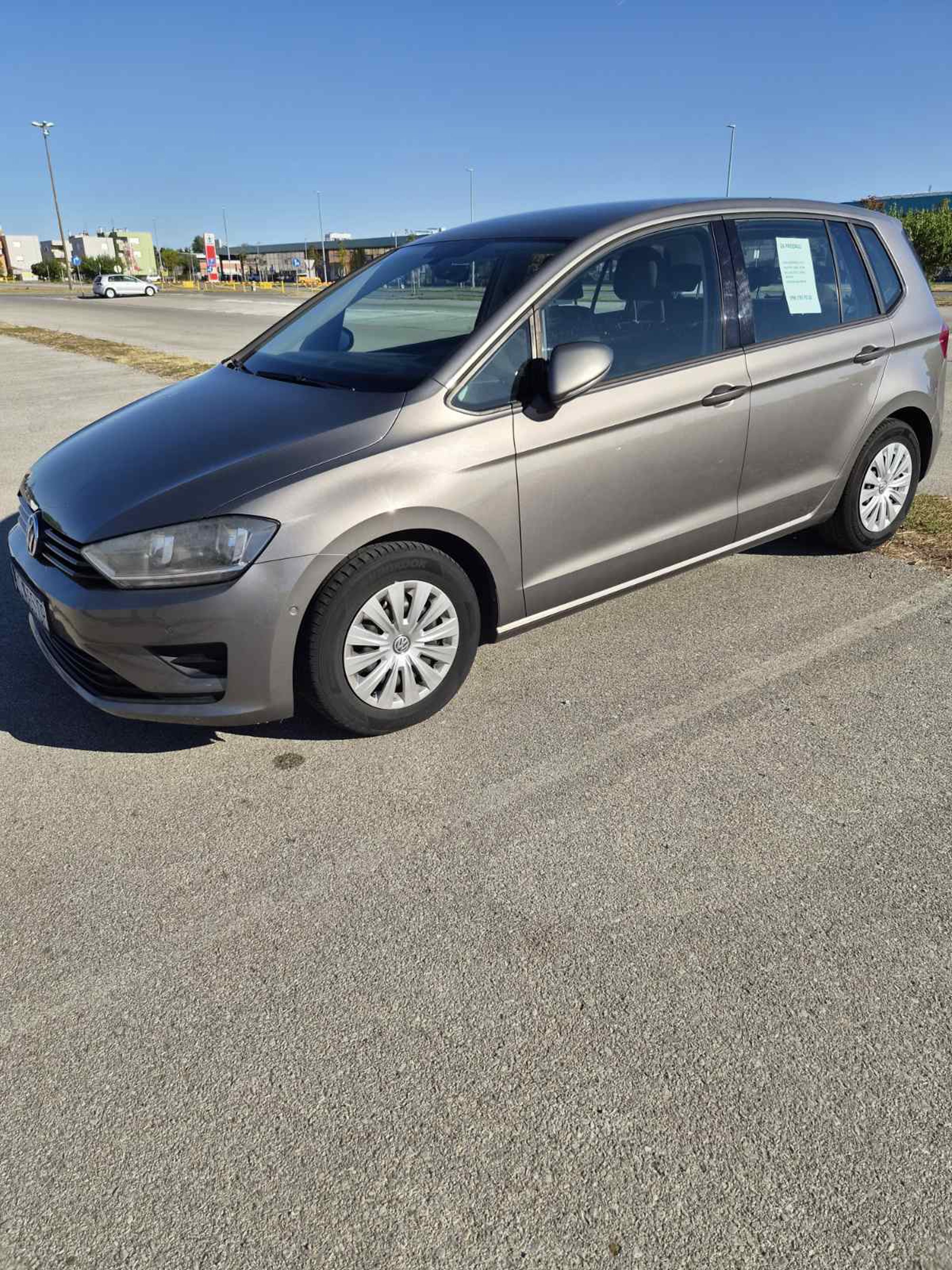 VW Golf Sportsvan 1.6 TDI (2016.), fotografija 4