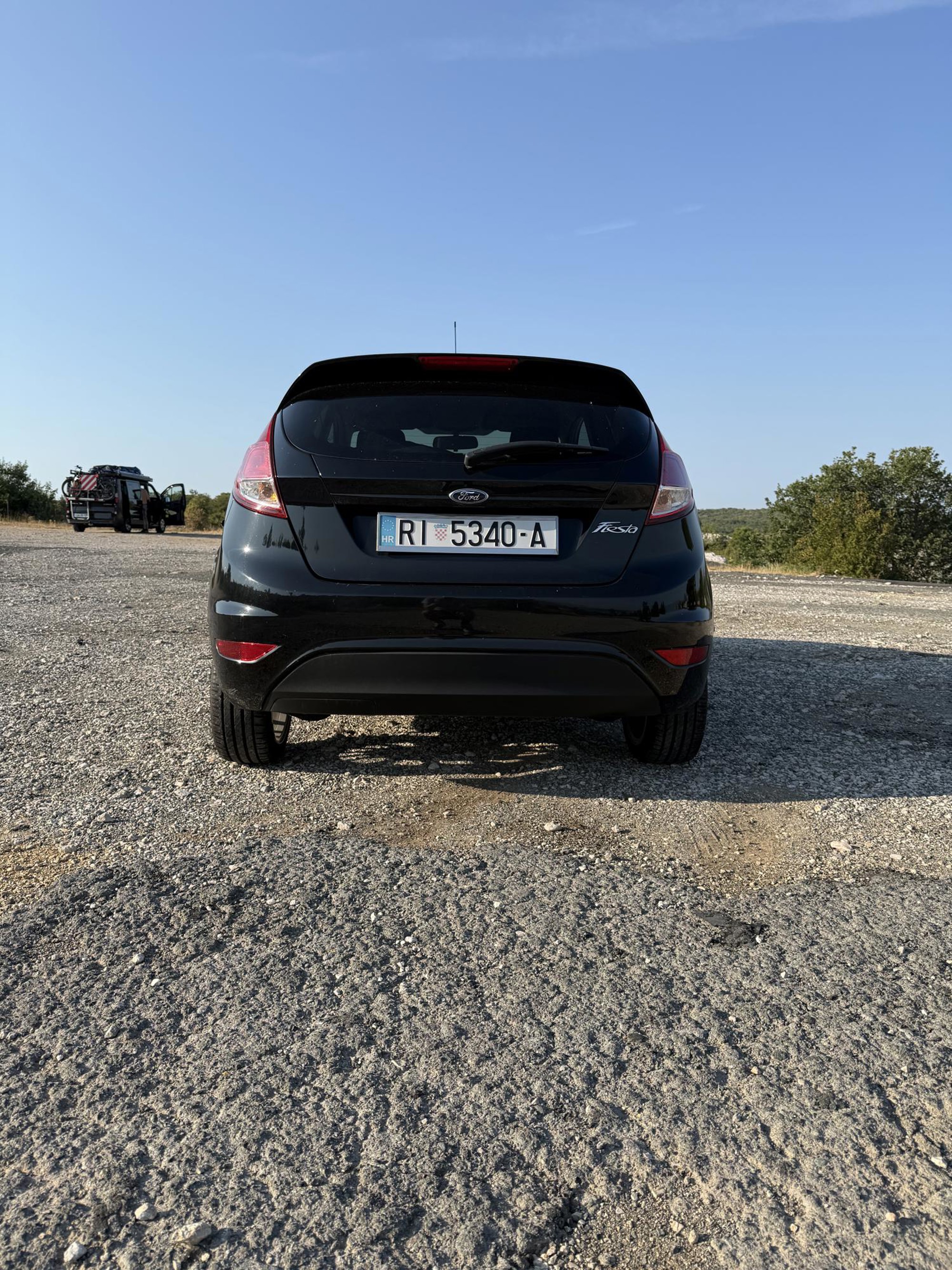 Ford Fiesta 1.5 TDCI HITNO, fotografija 3