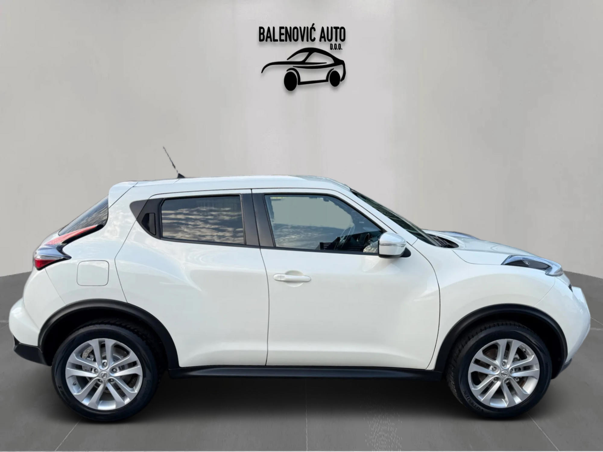NISSAN JUKE 1,6 16V CVT TEKNA 2015 GOD REDIZAJN AUTOMATIK !! KAMERA NAVIGACIJA ALU FELGE PDC !! ZG, pogled izvana - slika 4