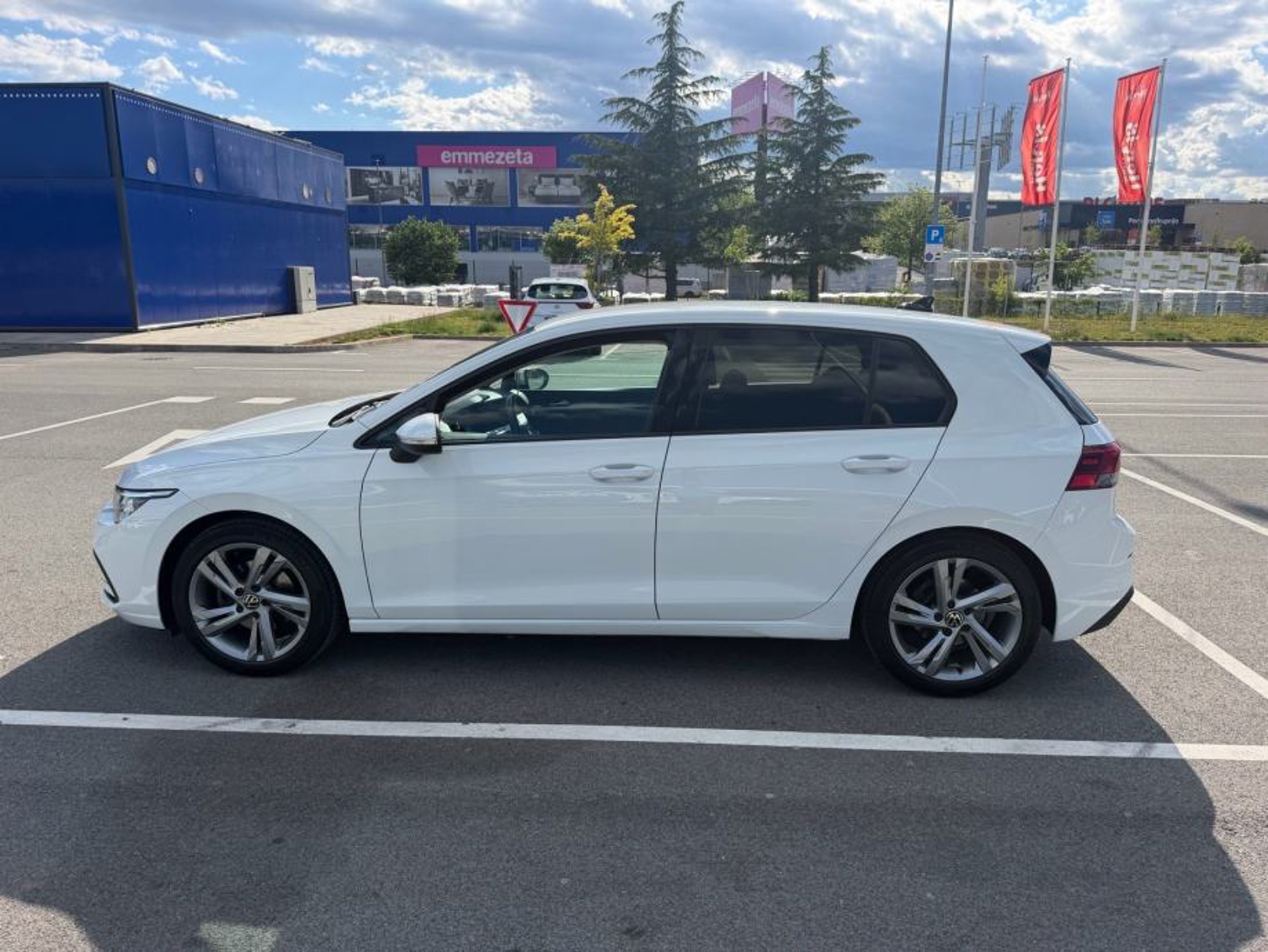 VW Golf 8 1,5 TSI NAVI, FULL IQ LED,VIRTUAL,AMBIENT, fotografija 7