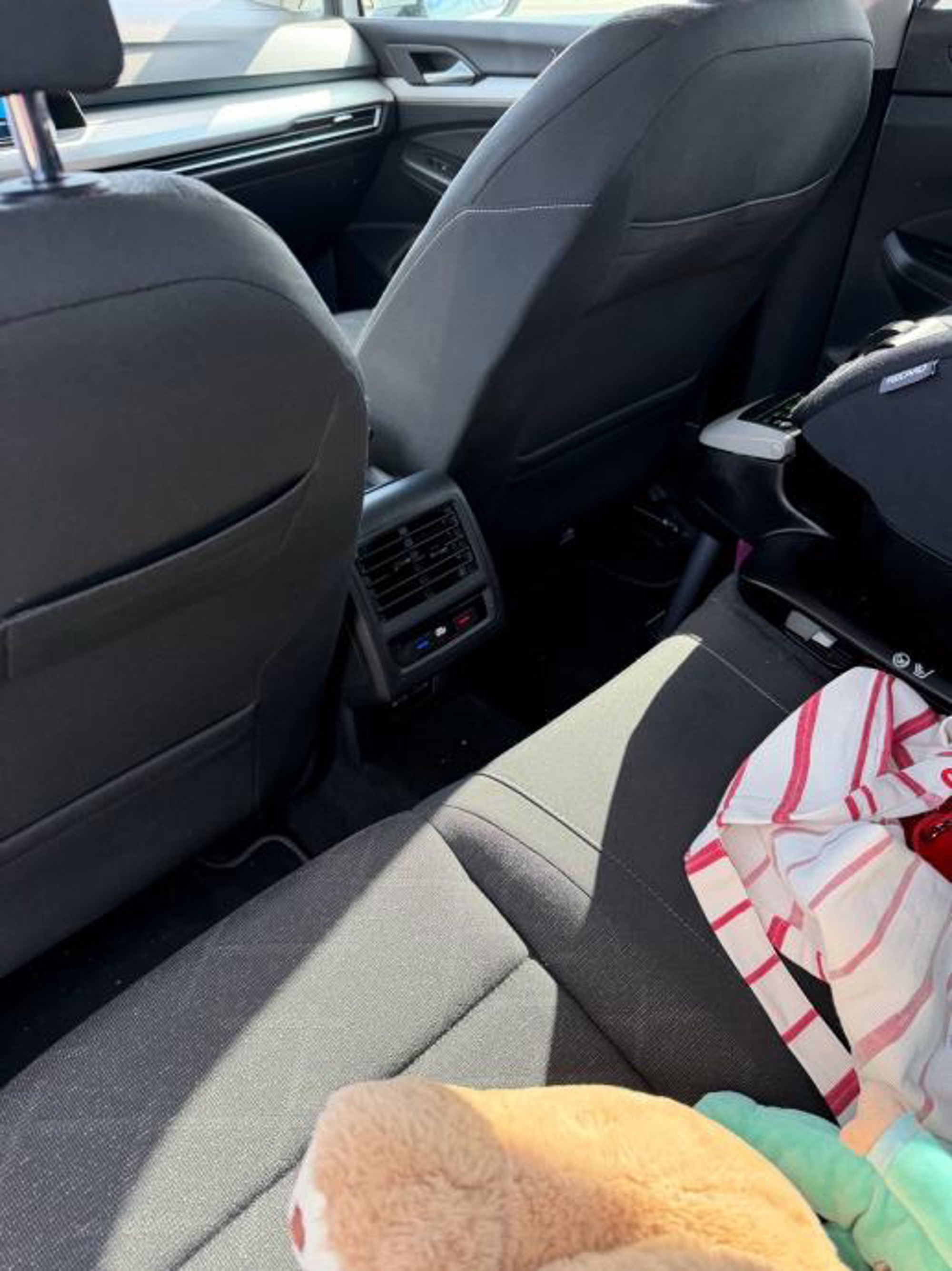 VW Golf 8 1,5 TSI NAVI, FULL IQ LED,VIRTUAL,AMBIENT, fotografija 12