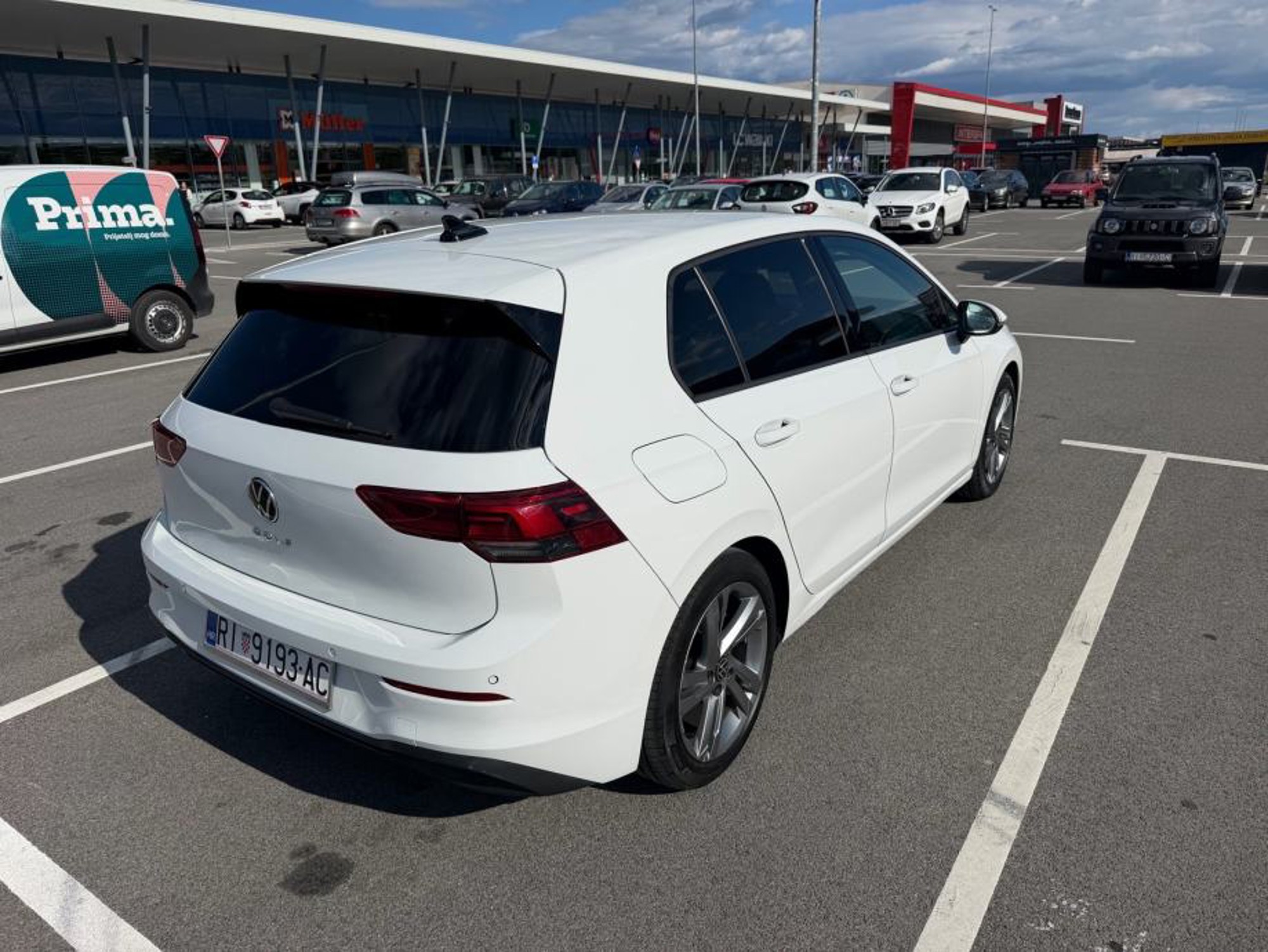 VW Golf 8 1,5 TSI NAVI, FULL IQ LED,VIRTUAL,AMBIENT, fotografija 5