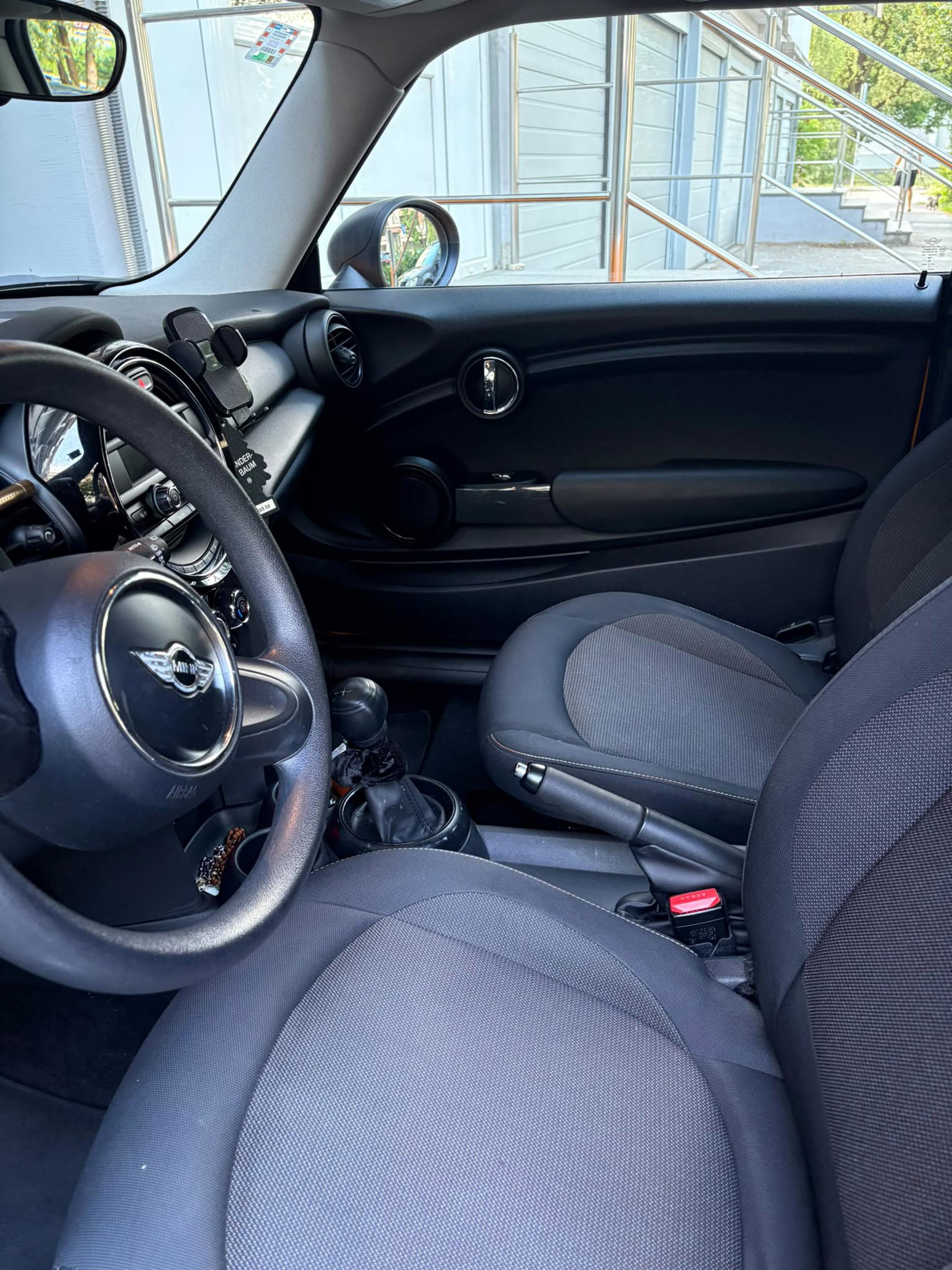 MINI One 2015. god, redovno servisan, klima, fotografija 5