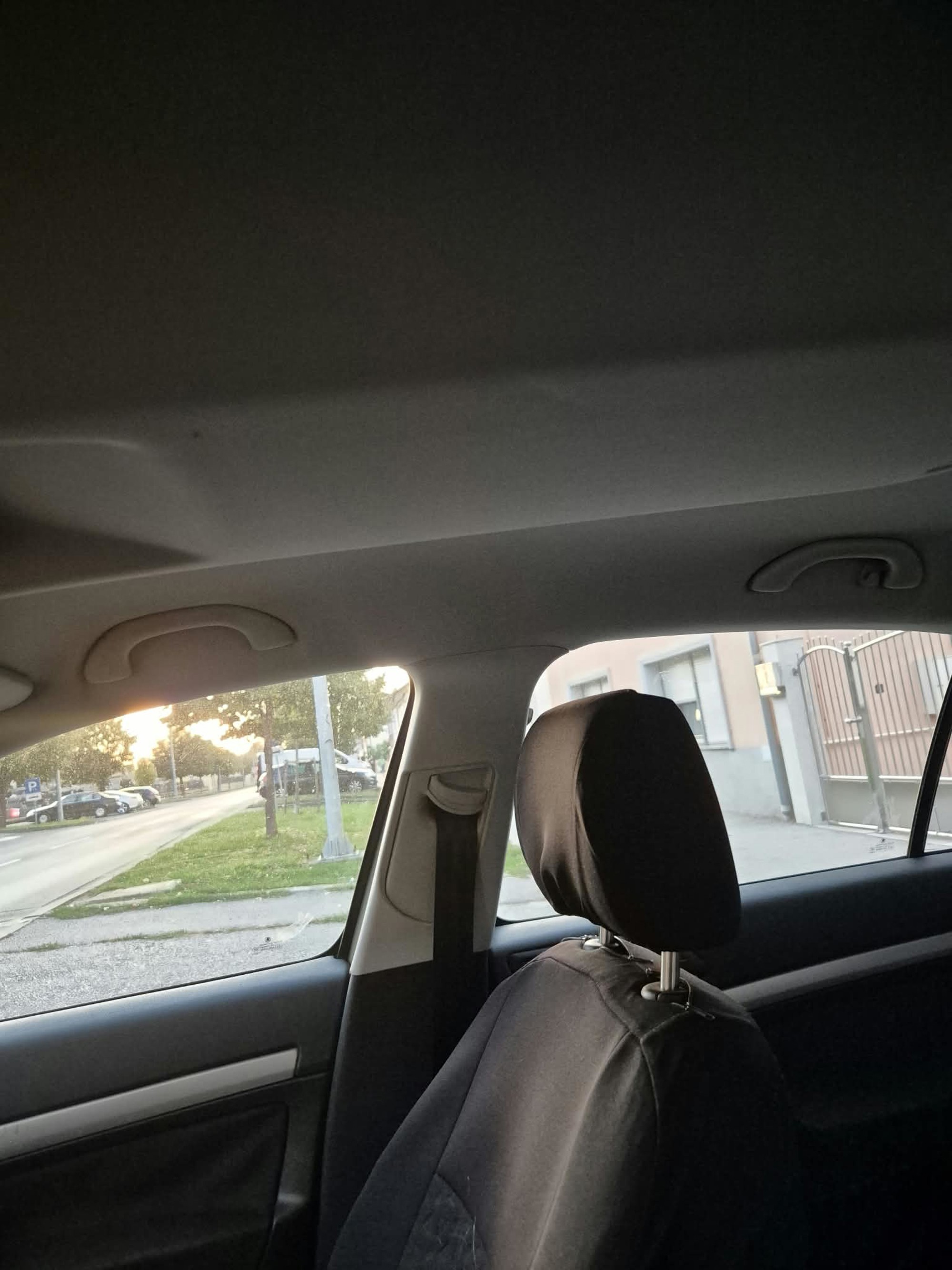 Prodajem Škoda Octaviu, fotografija 13