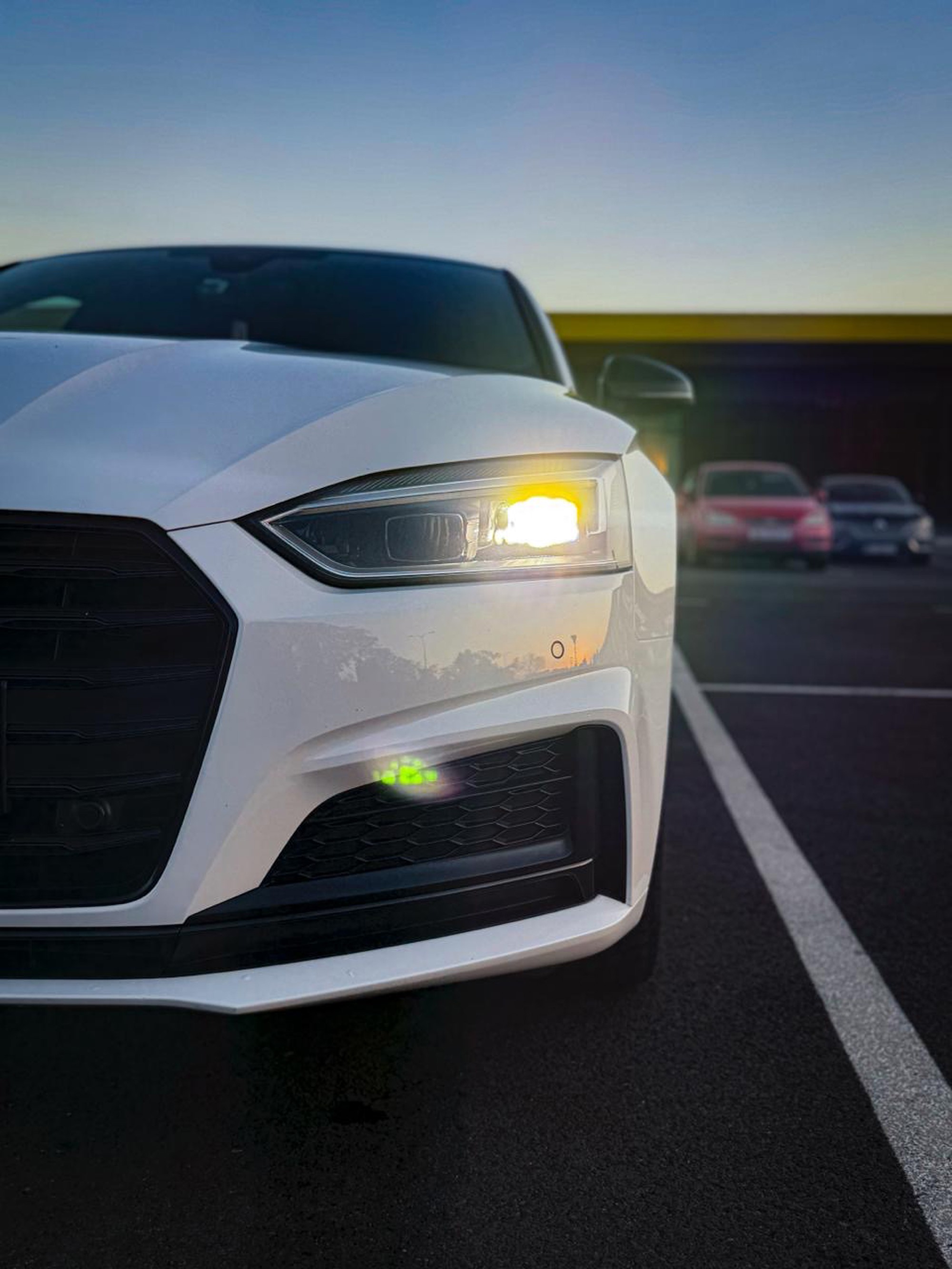 Audi A5 Sportback S line 2.0 TDI S tronic 150 KS/ 2017 (model 2018)/19"+18" felge, fotografija 4
