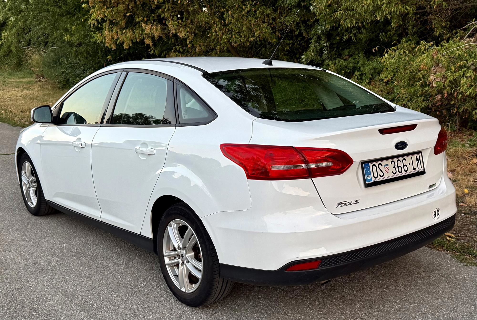 FORD FOCUS 1.0 GDTI ,PRVI VLASNIK 78000 KM 2016 KUPLJEN NOVI U HR., pogled izvana - slika 4