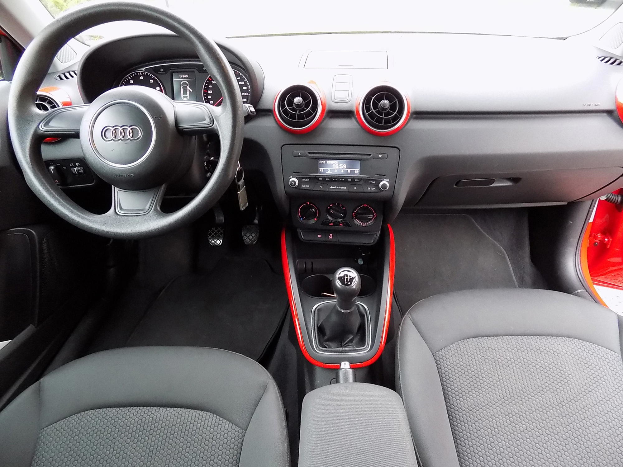 Audi A1 1.2 TFSI - 👉💥Registriran do 10/2027‼️👈, fotografija 9