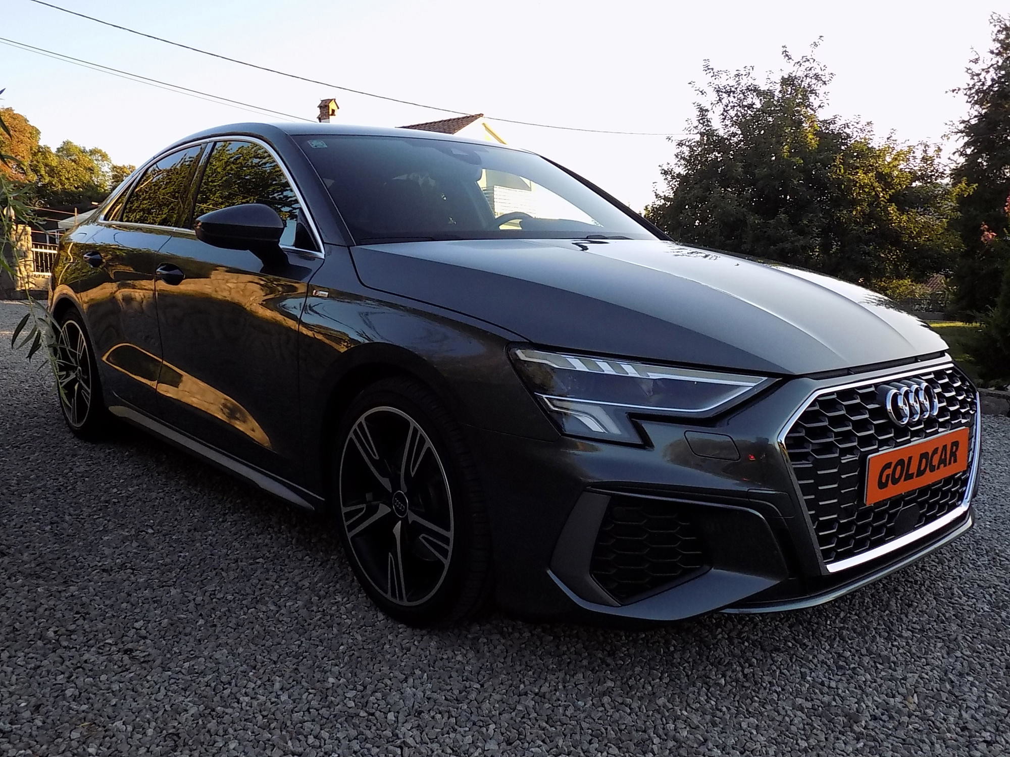 Audi A3 35 TFSI S-Line 👉 REG. 09/2027👈nije uvoz----1 VLASNIK--110.000 km--NOVE GUME‼️, pogled izvana - slika 2