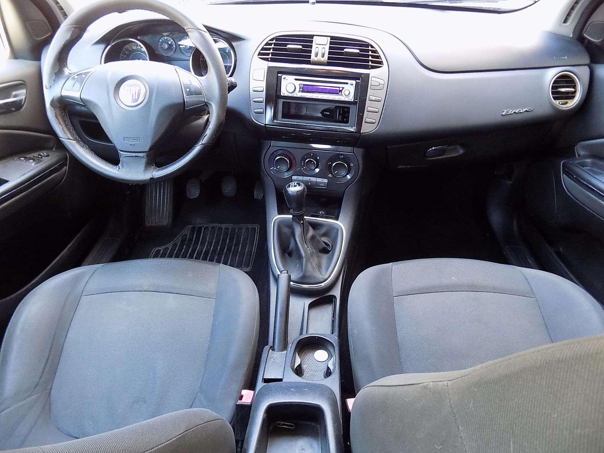 Fiat Bravo 1,9 JTD - REGISTRIRAN 05/2027, fotografija 10
