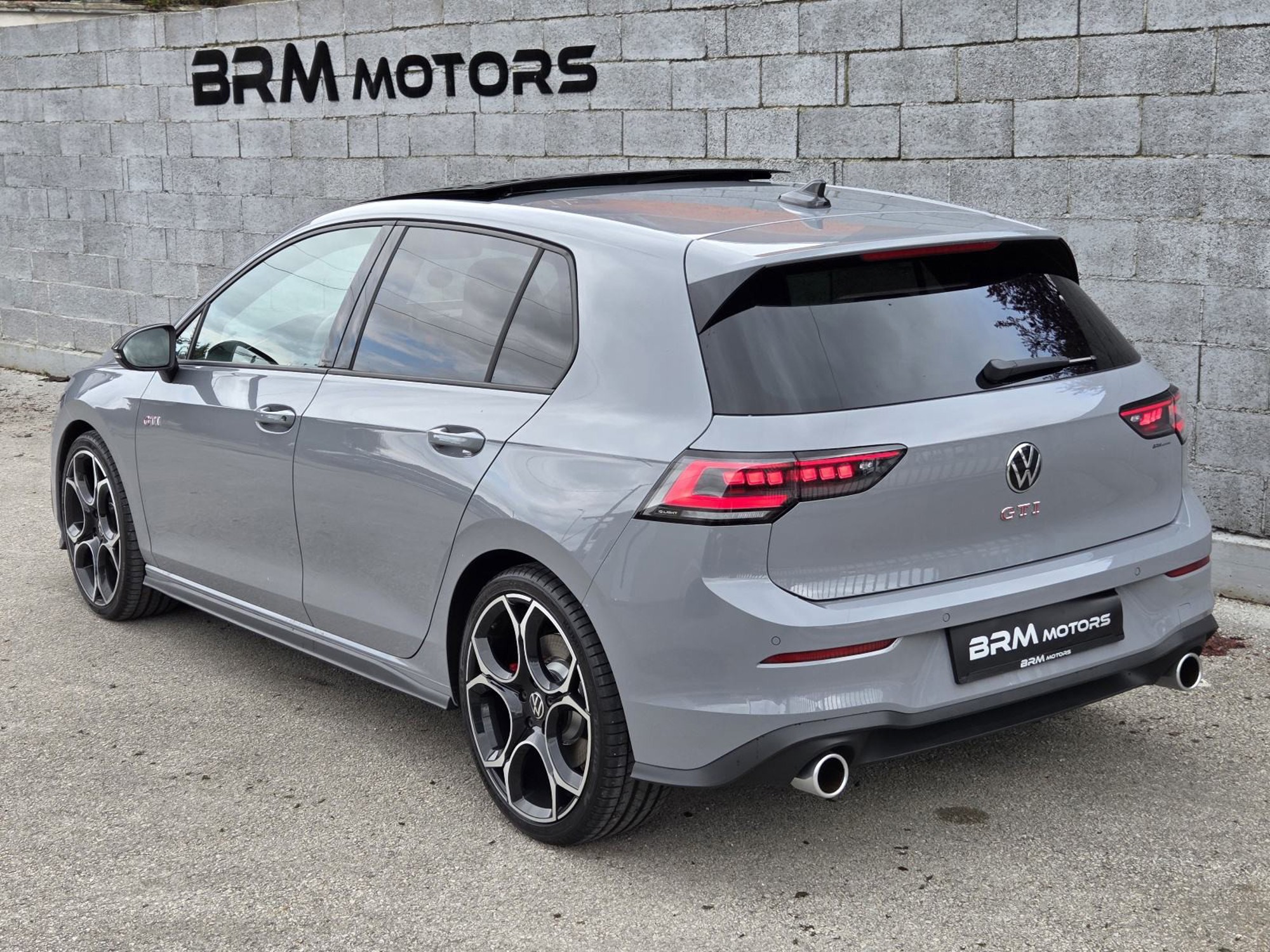 VW Golf GTI 8.5 2.0 TSI DSG 195kw --2026.g.--223km--NOVO--NOVO--, fotografija 5
