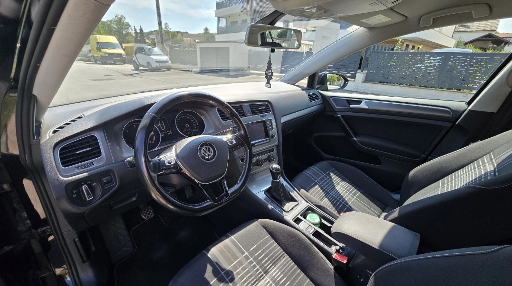 Golf 1,6 TDI, pogled izvana - slika 1