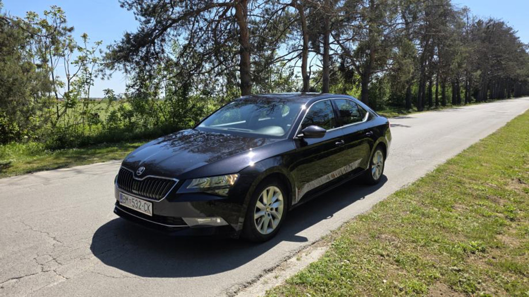 Škoda Superb 2,0 TDI DSG, fotografija 3