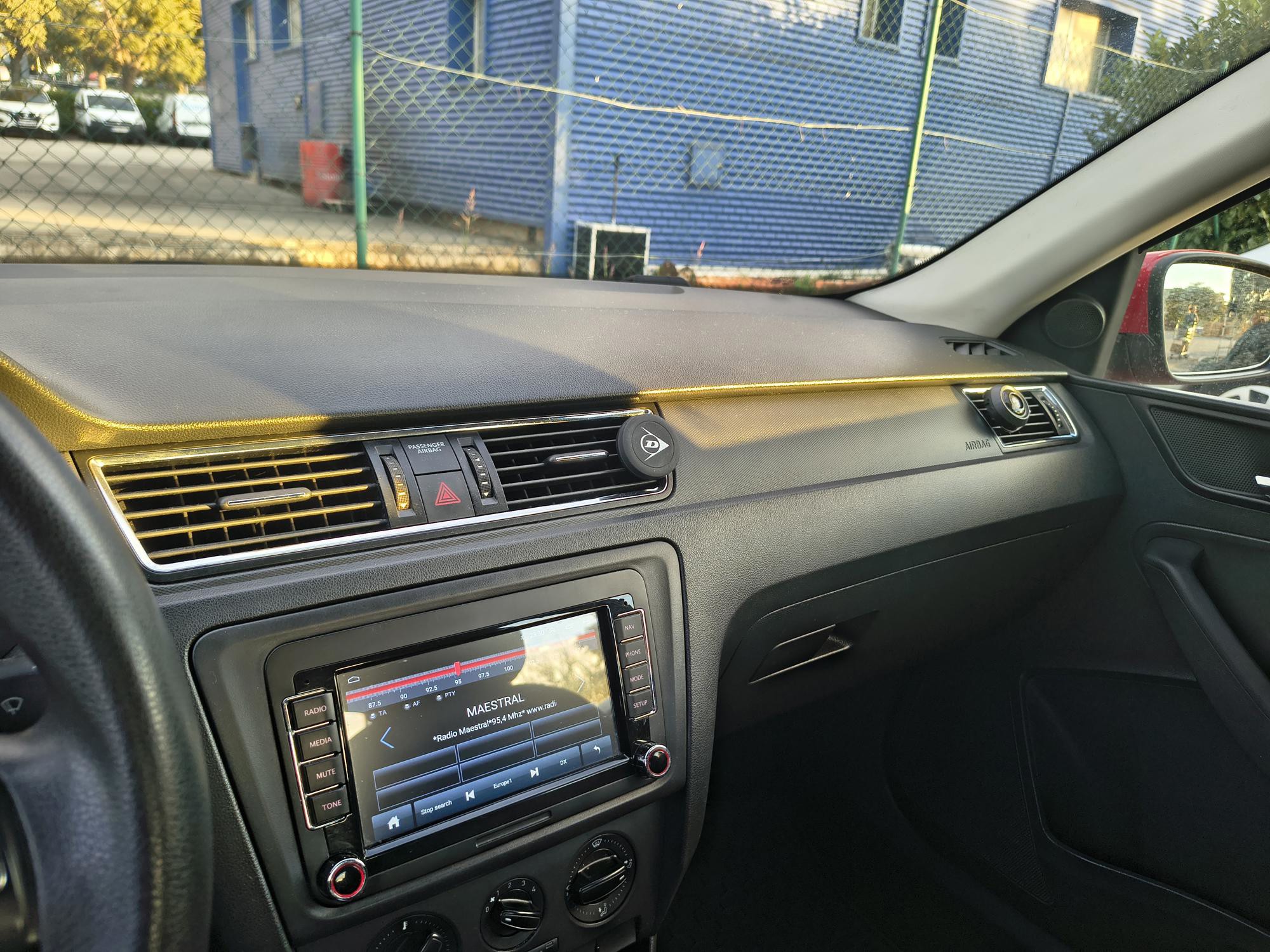 Seat Toledo 1.6 TDI, 105 KS, navi, klima, multimedija, veliki servis, fotografija 5