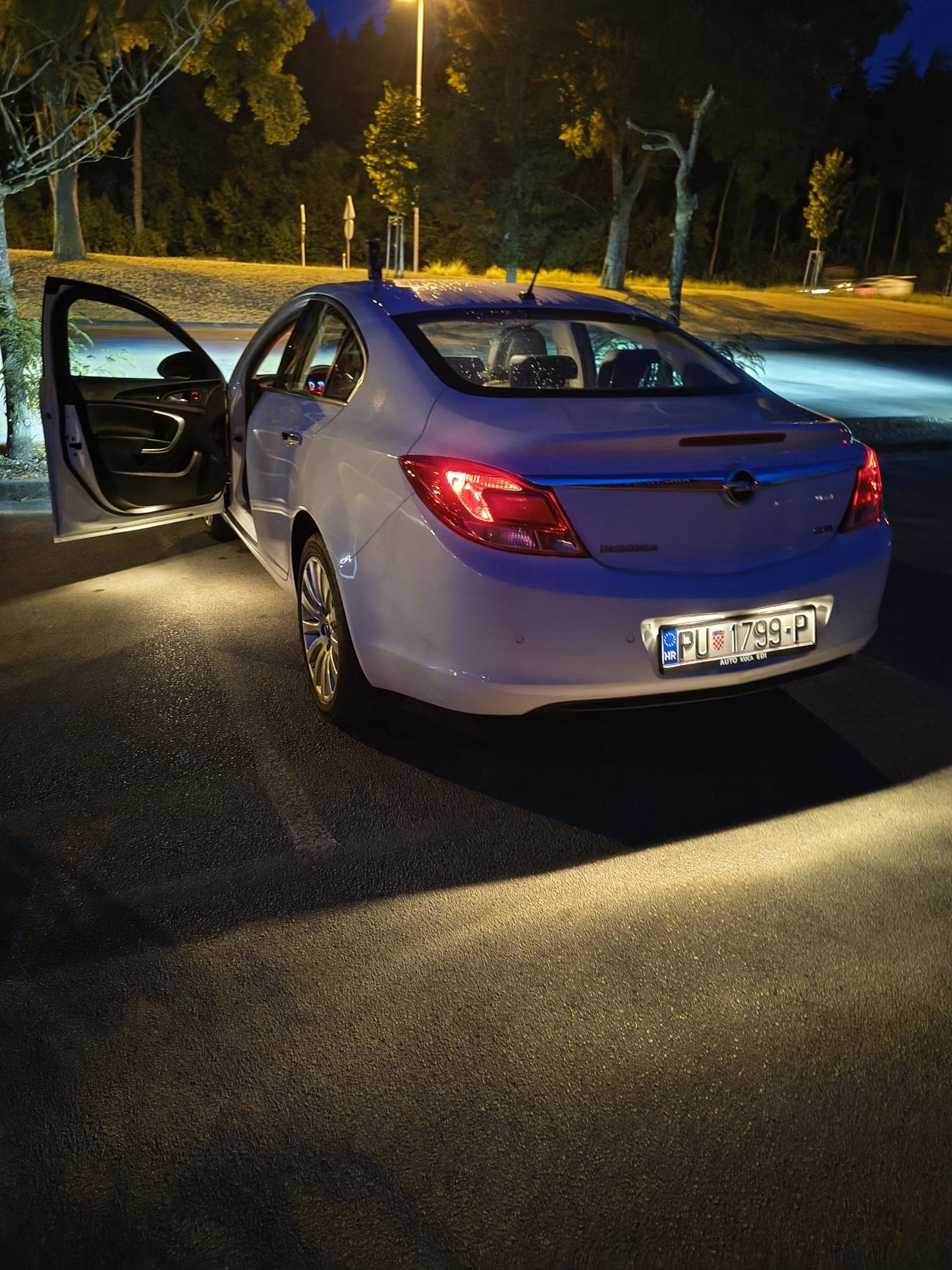 Opel Insignia, Grand Sport, full/automatik, fotografija 3
