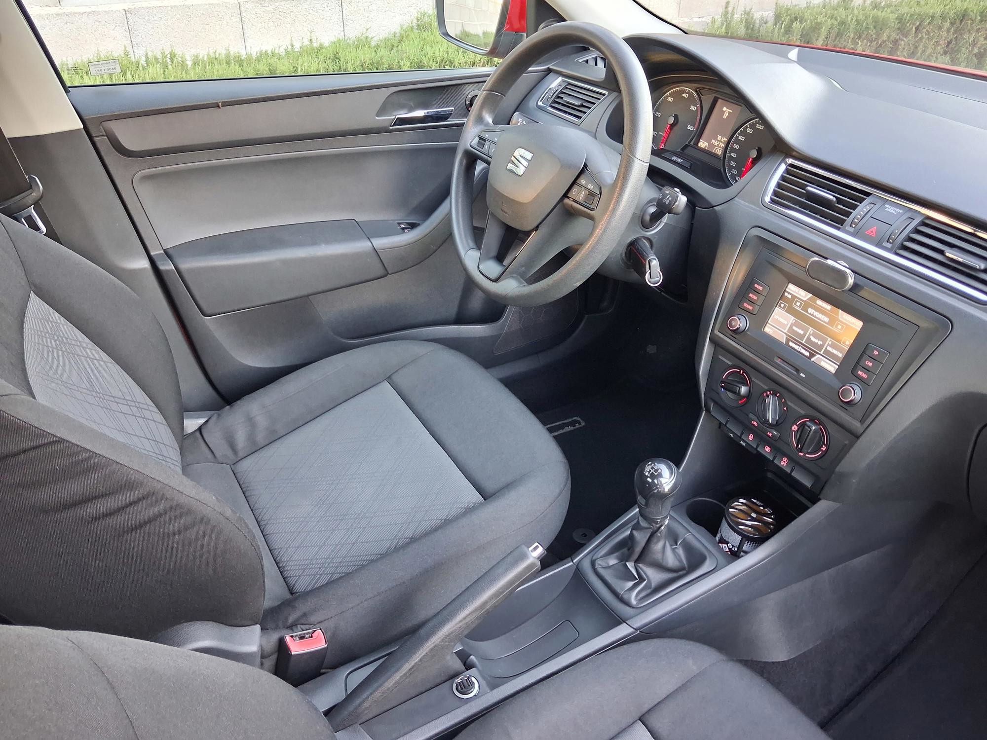 SEAT TOLEDO 1.4 TDI (2015) – 142.000 km – Veliki servis & Nove gume, fotografija 9