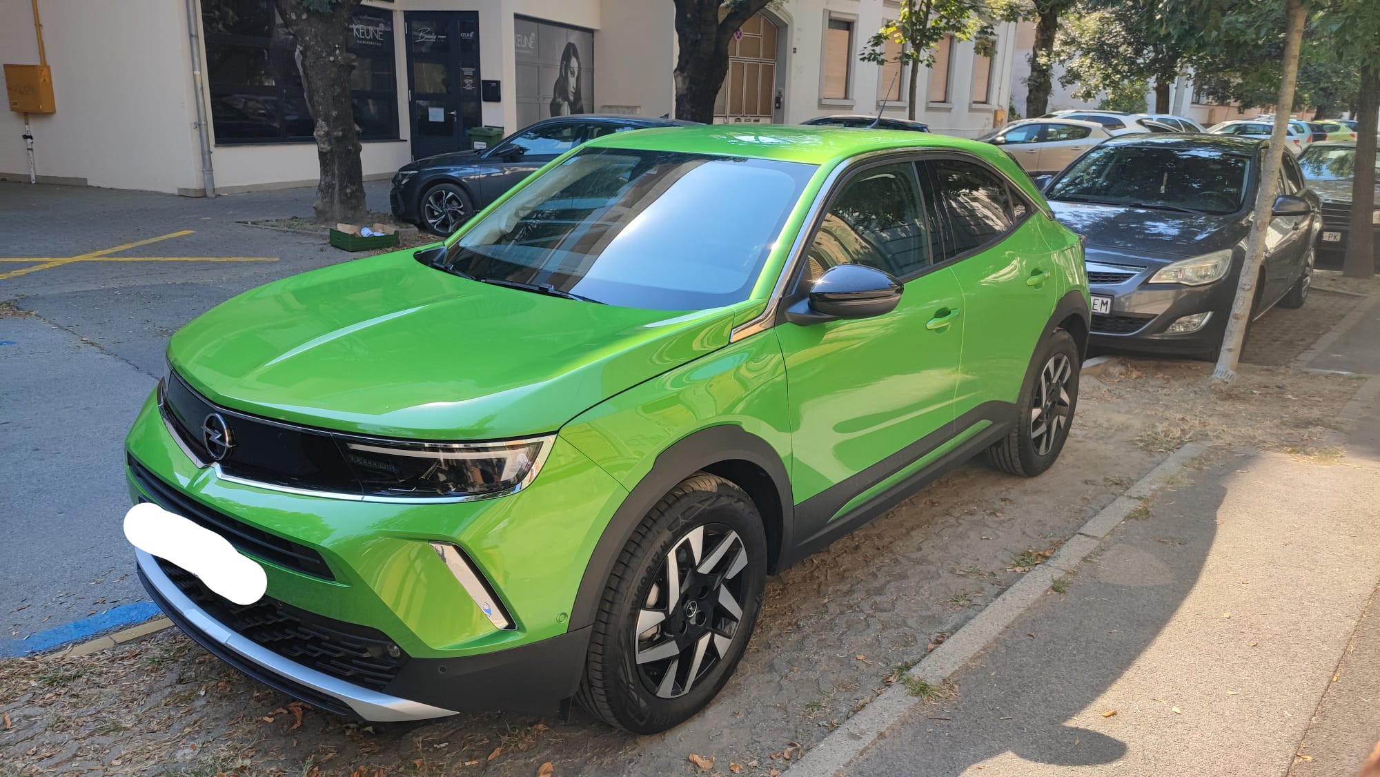 Prodajem rabljeno vozilo: Opel Mokka-e, pogled izvana - slika 4