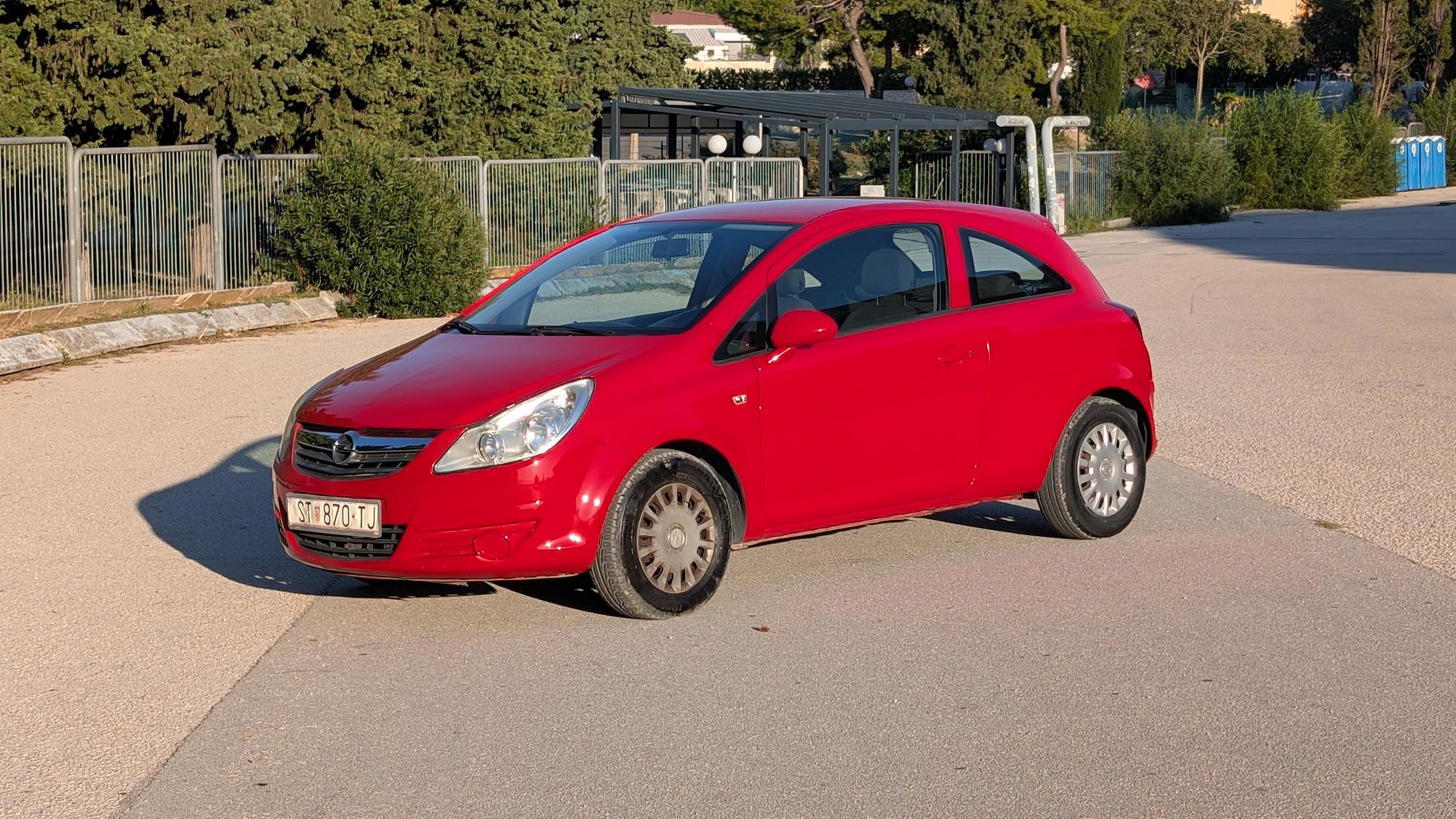 Opel Corsa 1.2 2010., fotografija 2