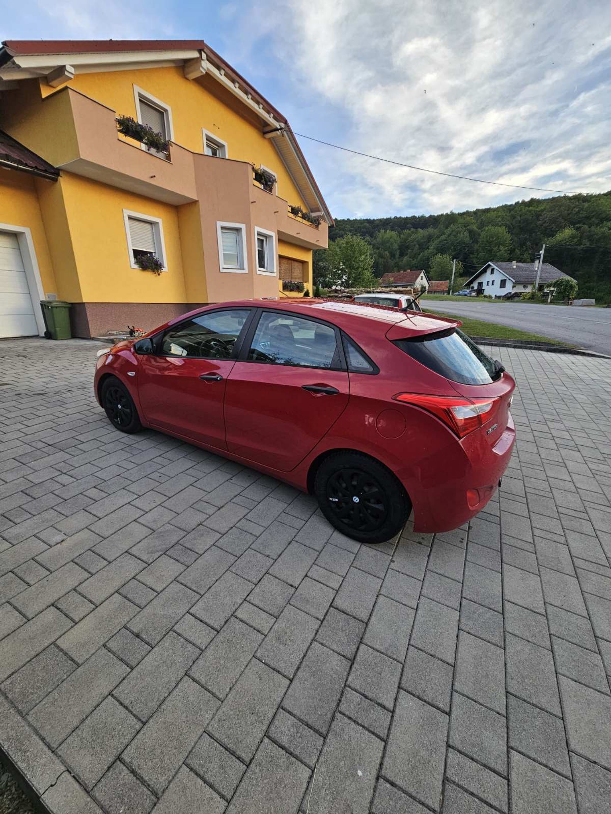 Hyundai i30, fotografija 1