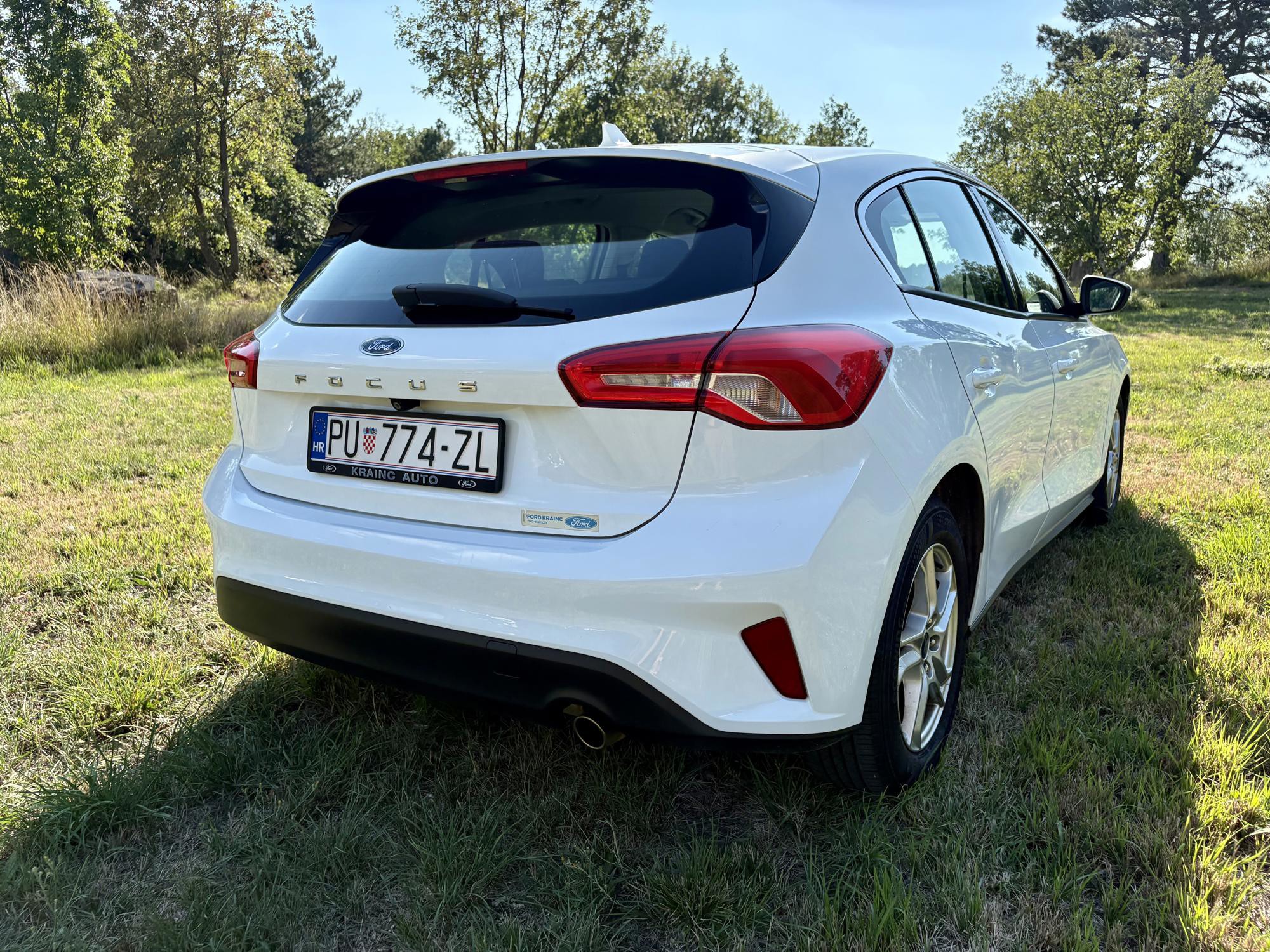 FORD FOCUS 1.0 ECOBOOST | PRVI VLASNIK | REGISTRIRAN DO 07/2027, fotografija 2
