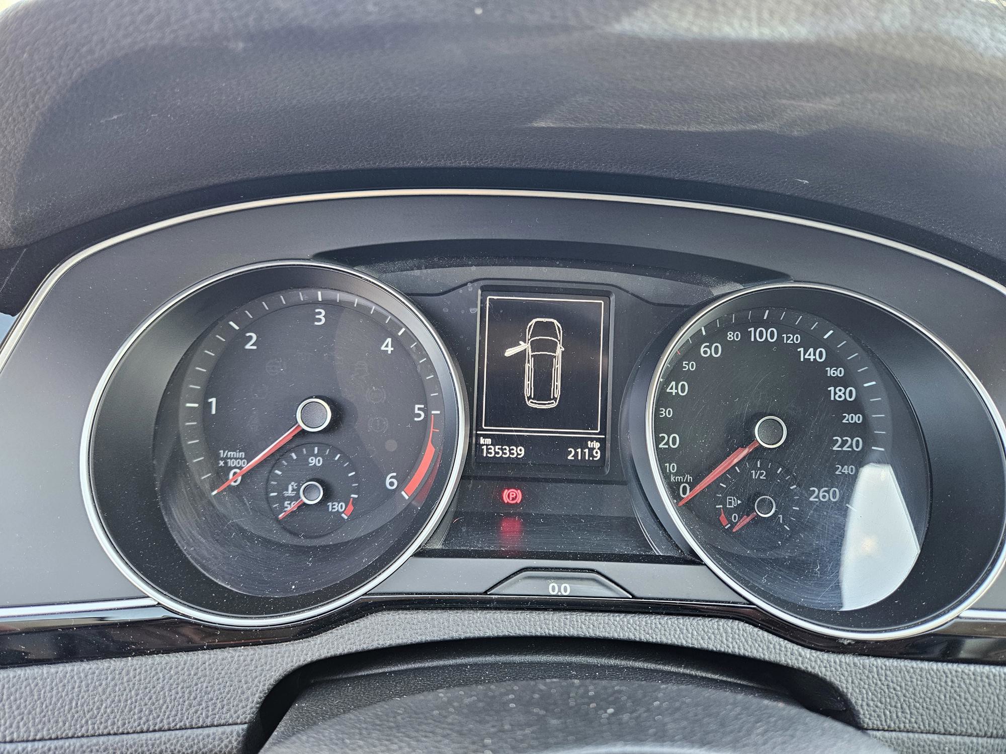 Volkswagen Passat Variant 2017,2.0 tdi,bmt,dsg,144000km,2 vlasnik,odličan, fotografija 2