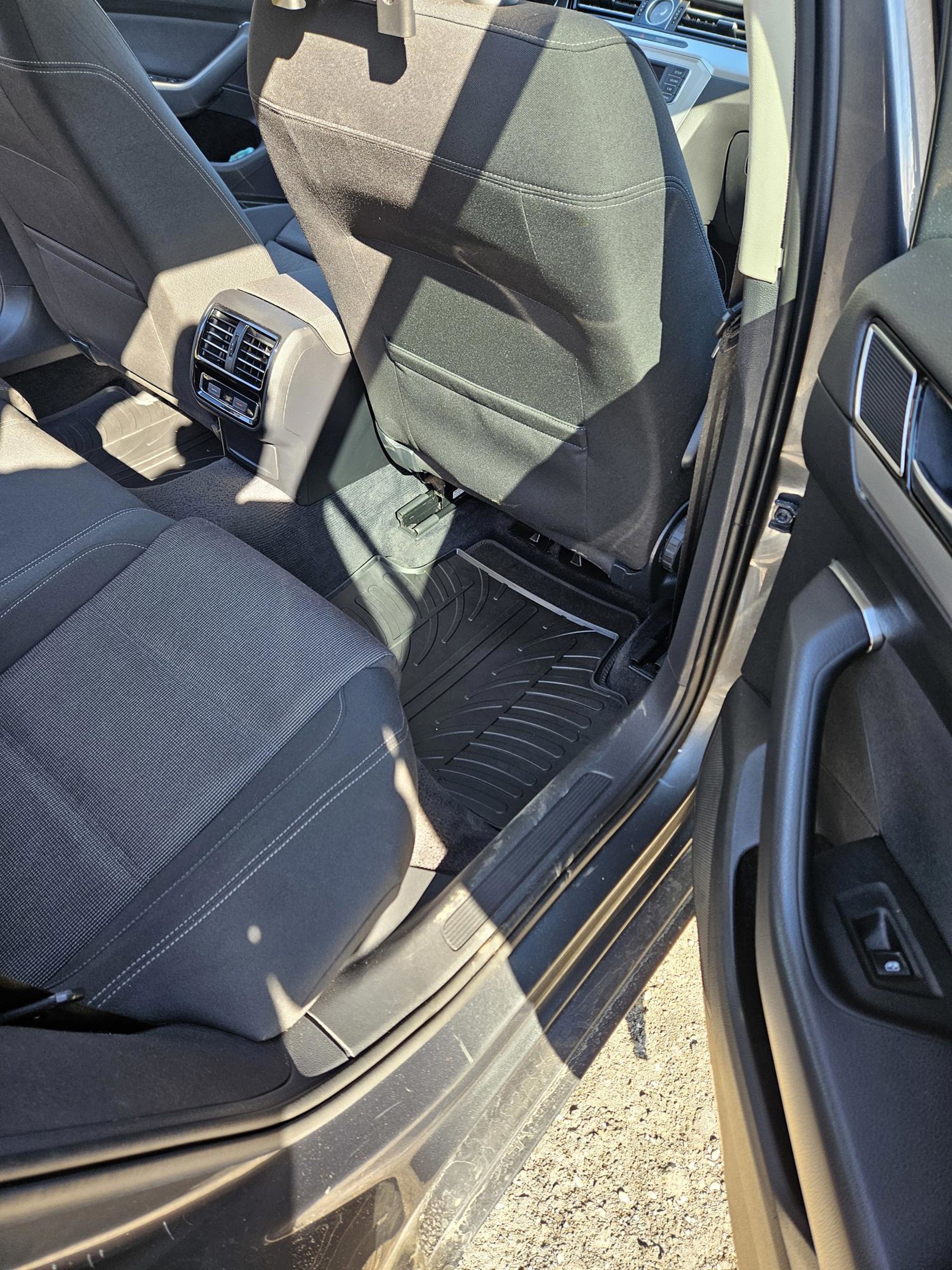 Volkswagen Passat Variant 2017,2.0 tdi,bmt,dsg,144000km,2 vlasnik,odličan, fotografija 8