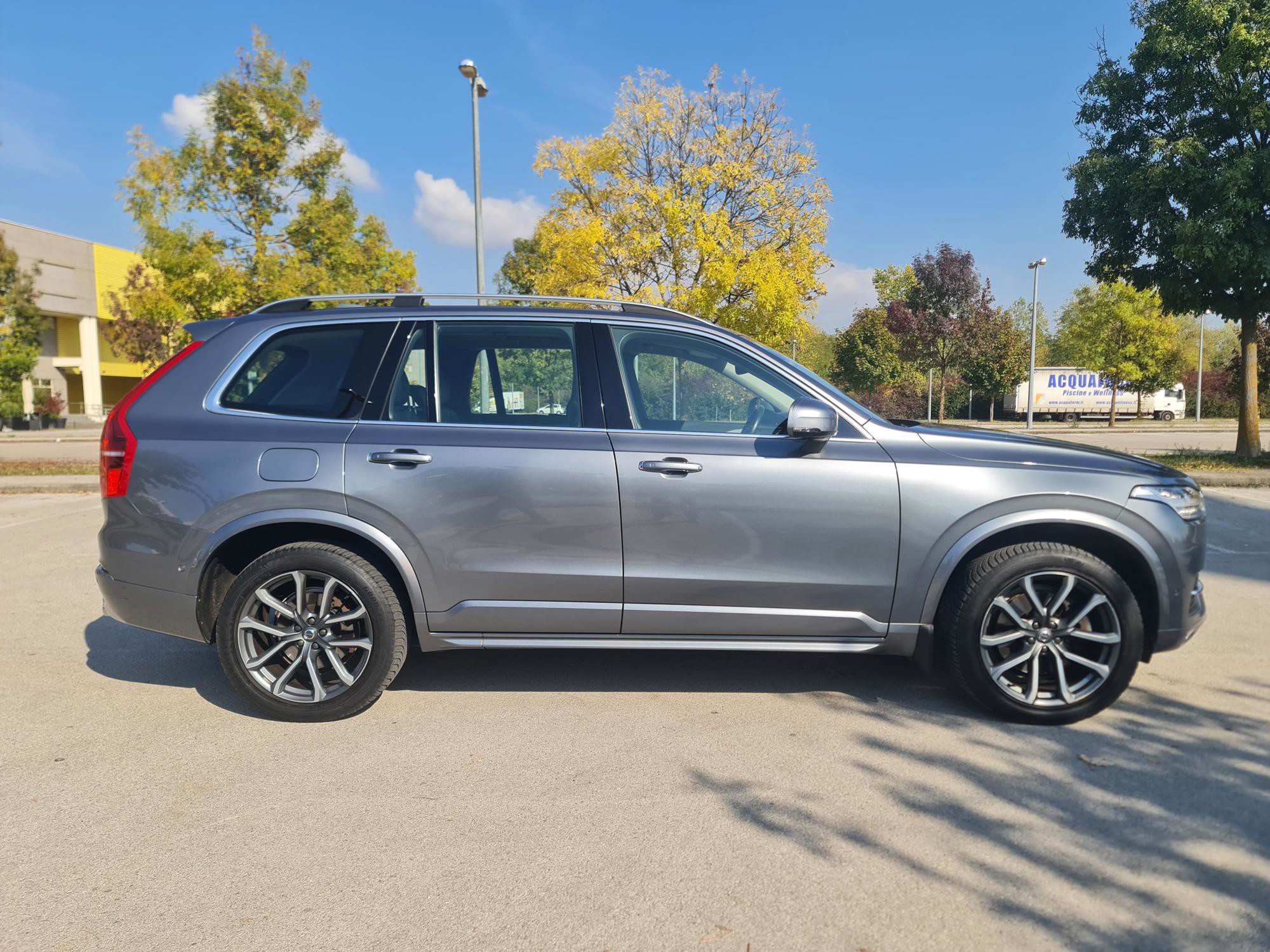 Volvo XC90 D5 AWD – Besprijekorno stanje, bez ulaganja!, fotografija 4