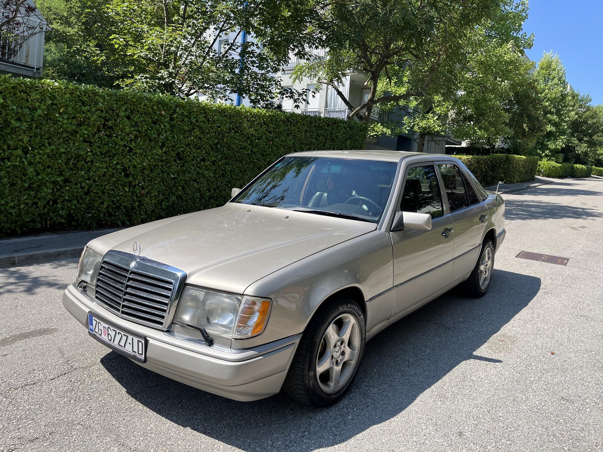 Mercedes W124 300TD 4Matic Automatik Nivoregulirung Reg Limitirana serija, fotografija 2