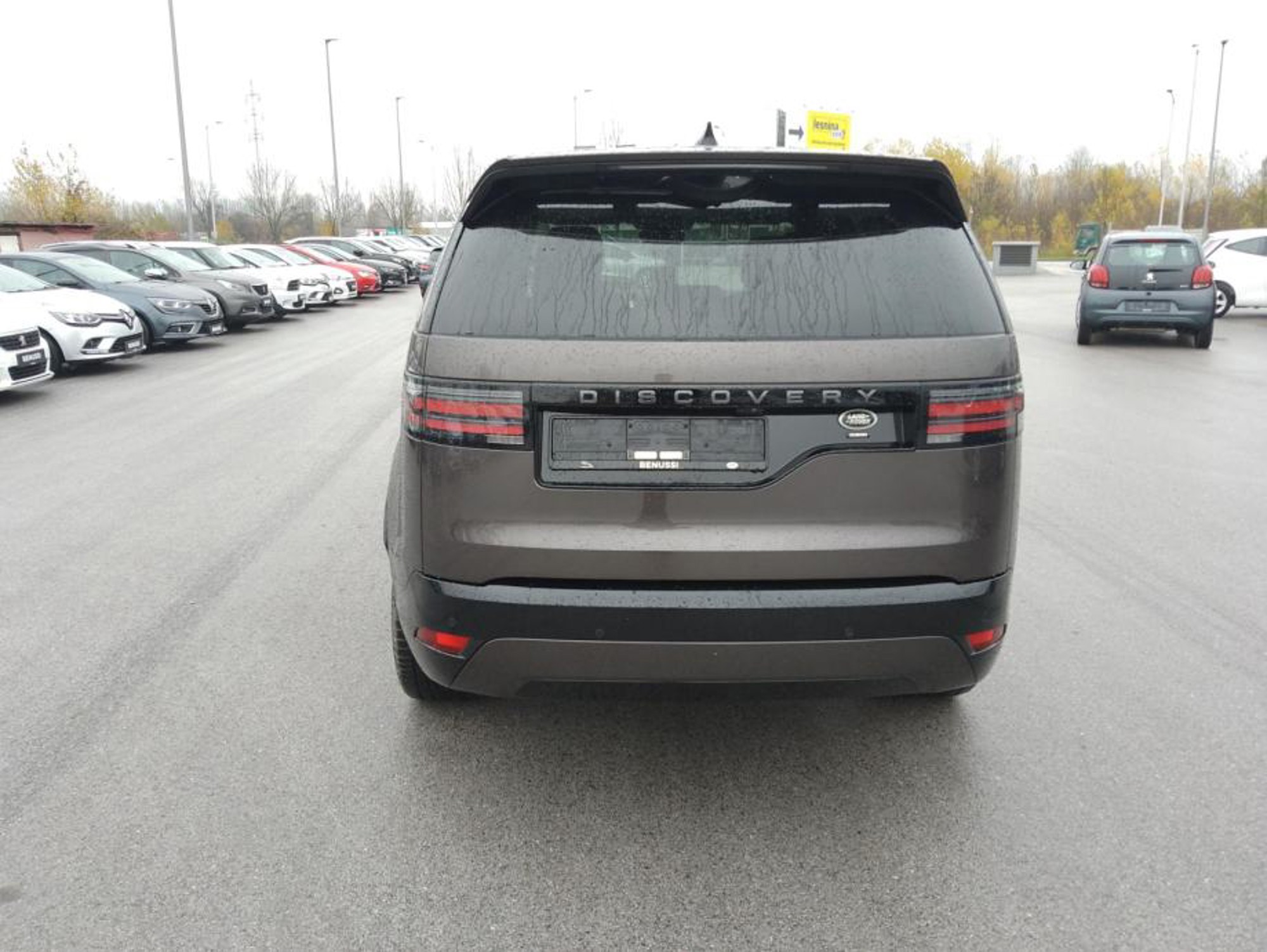 Land Rover Discovery 2022. god, automatik, 4x4, 7 sjedala, cijena sa PDV-om, fotografija 2